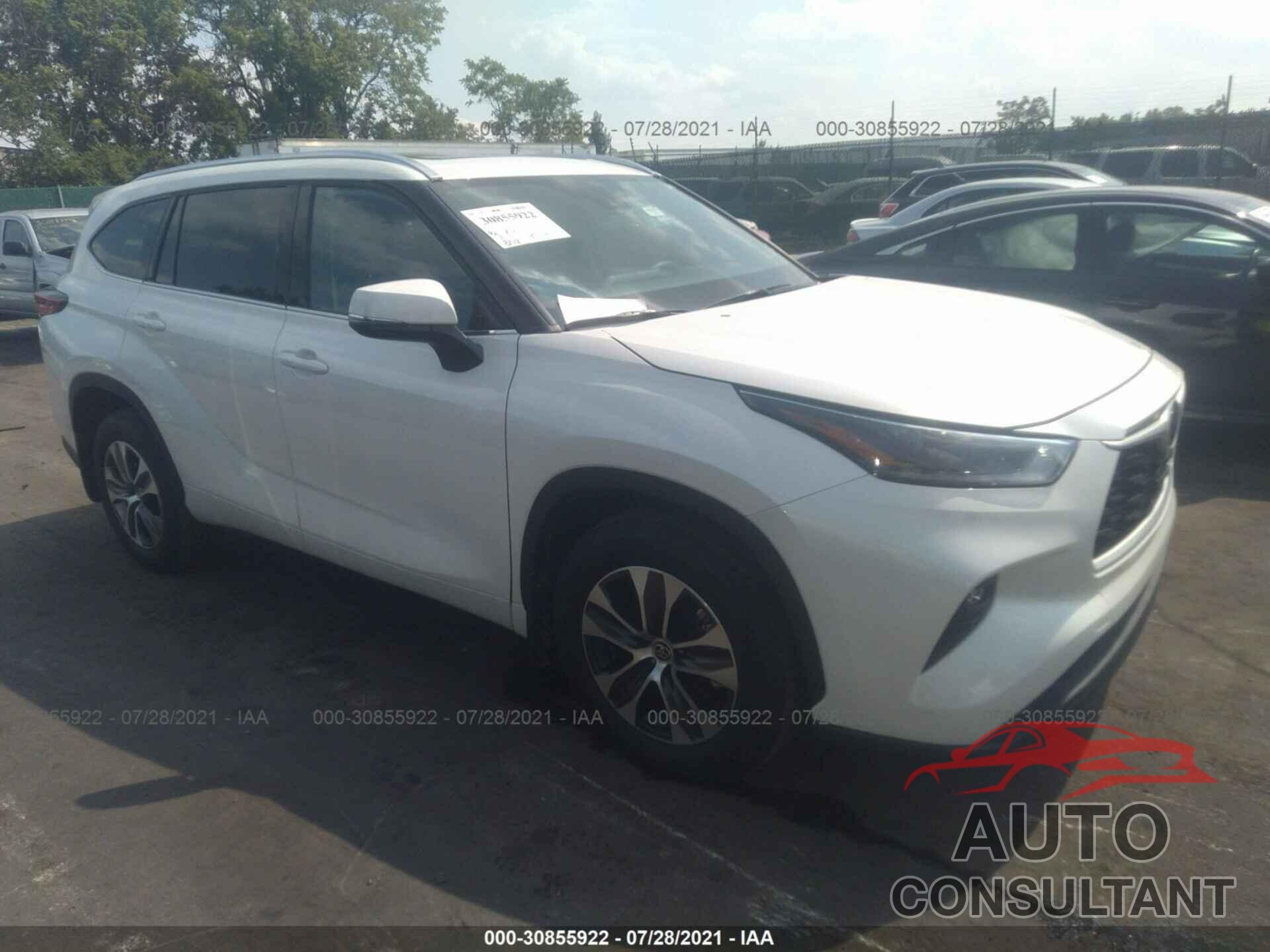TOYOTA HIGHLANDER 2021 - 5TDGZRBH3MS062300