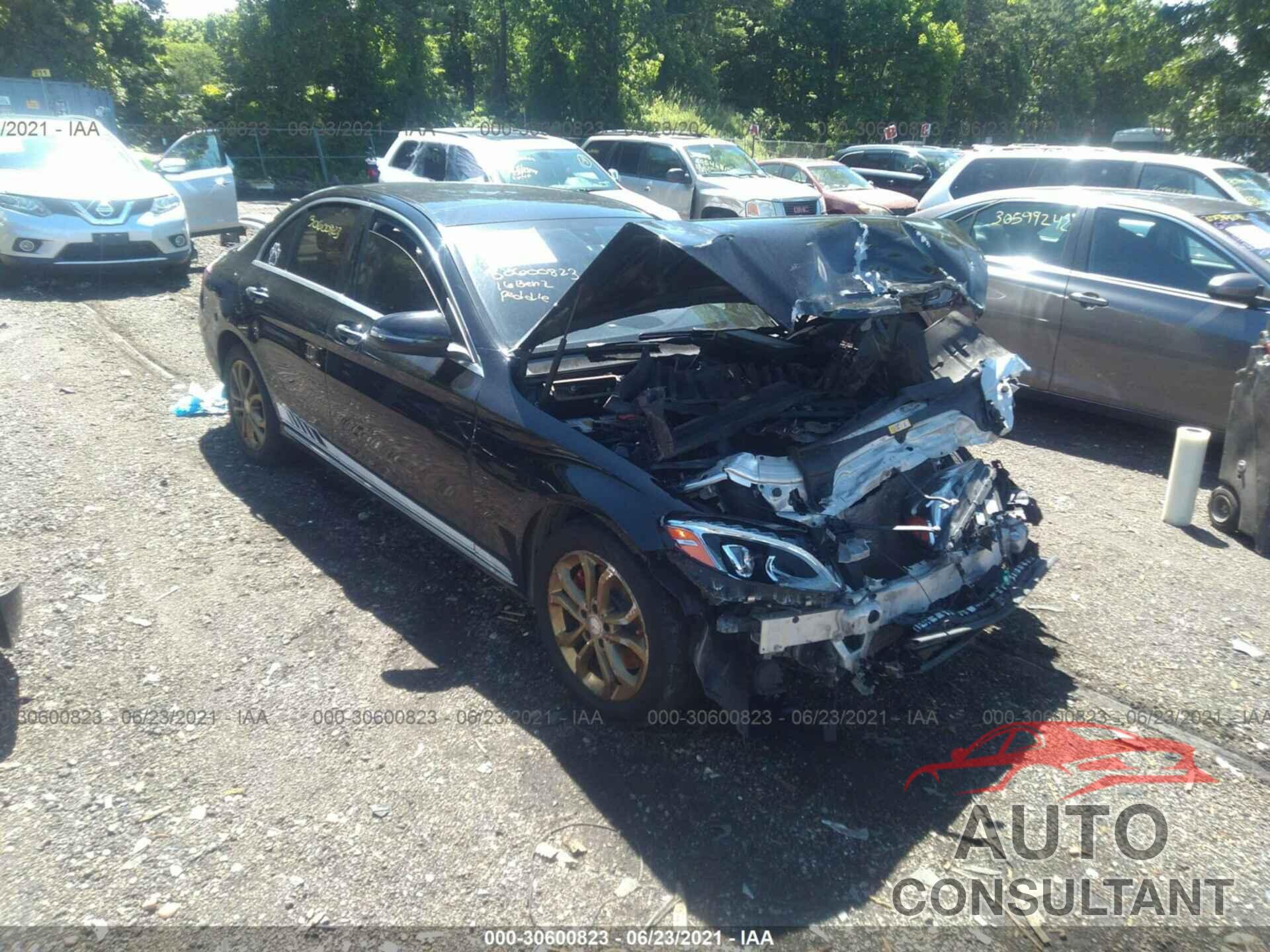 MERCEDES-BENZ C-CLASS 2016 - 55SWF4KB9GU107525