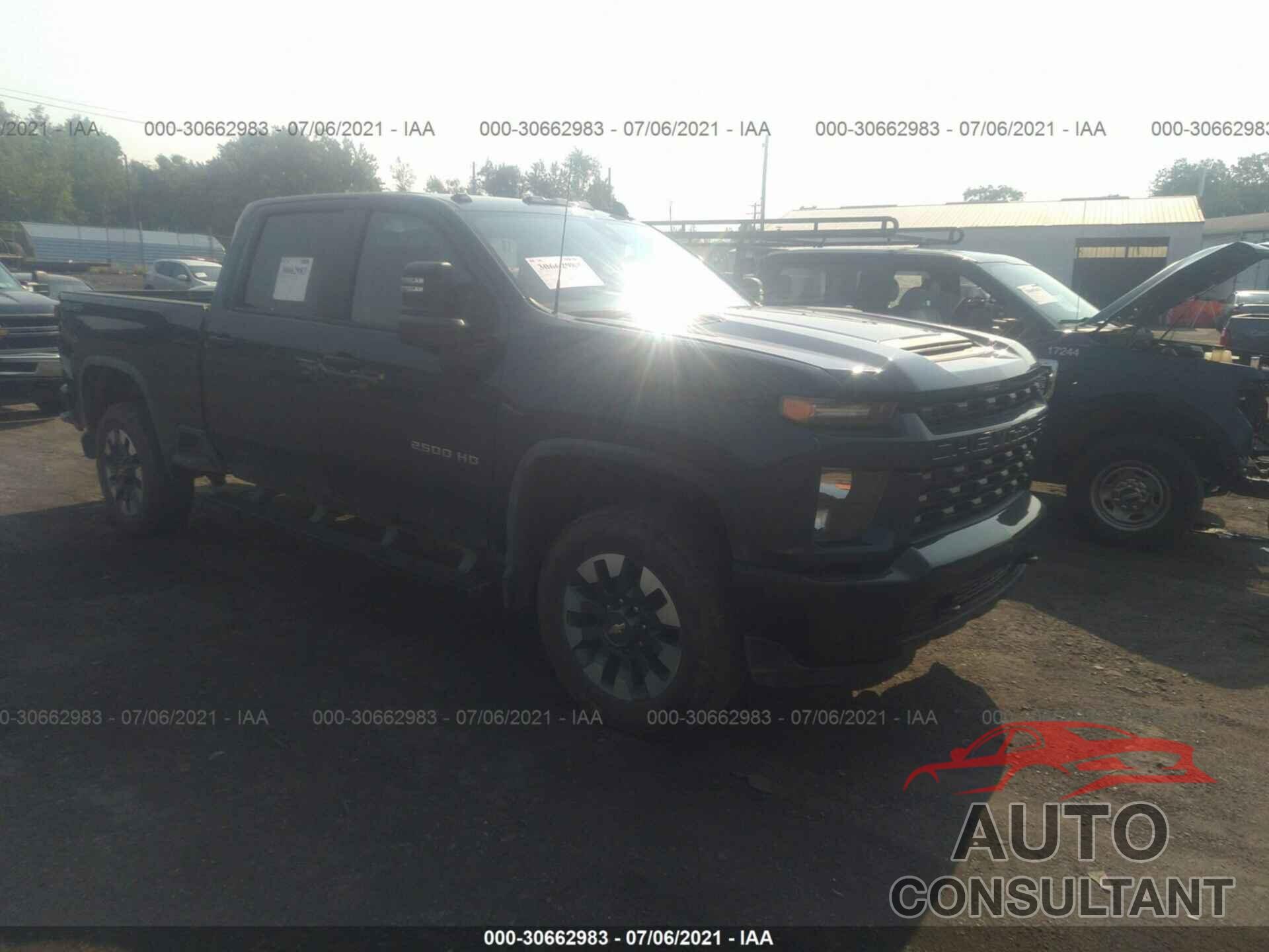 CHEVROLET SILVERADO 2500HD 2021 - 1GC4YME75MF260145