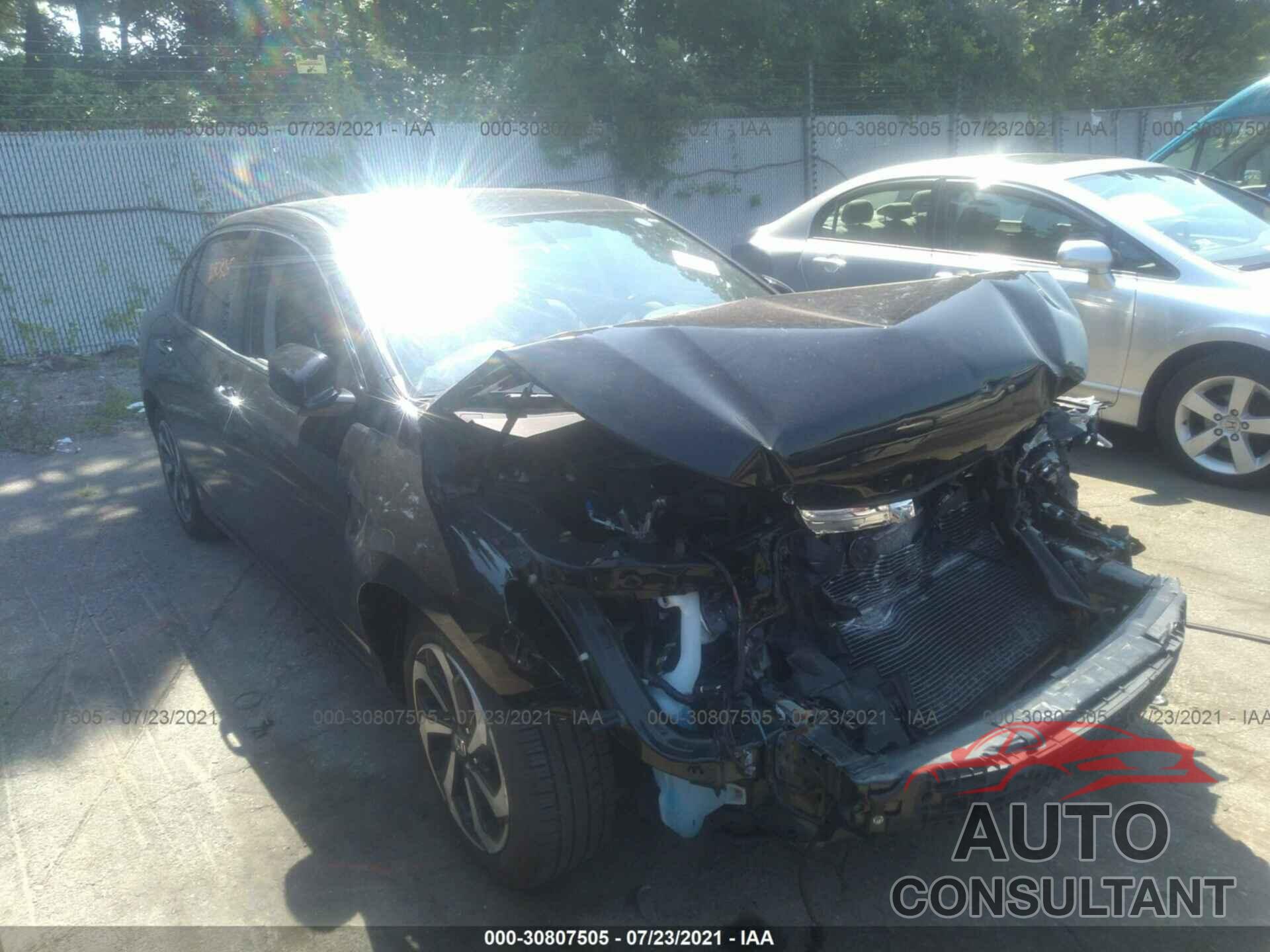 HONDA ACCORD SEDAN 2017 - 1HGCR3F81HA033470