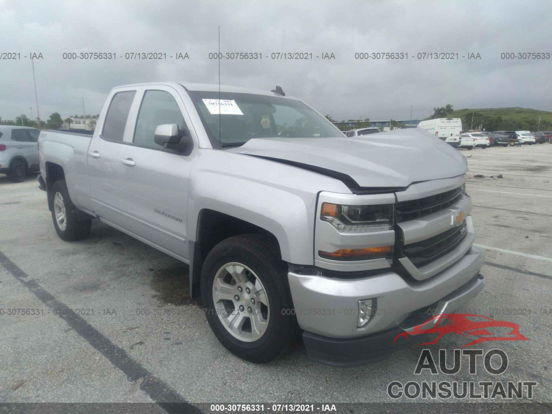 CHEVROLET SILVERADO 1500 2017 - 1GCVKREC6HZ404712