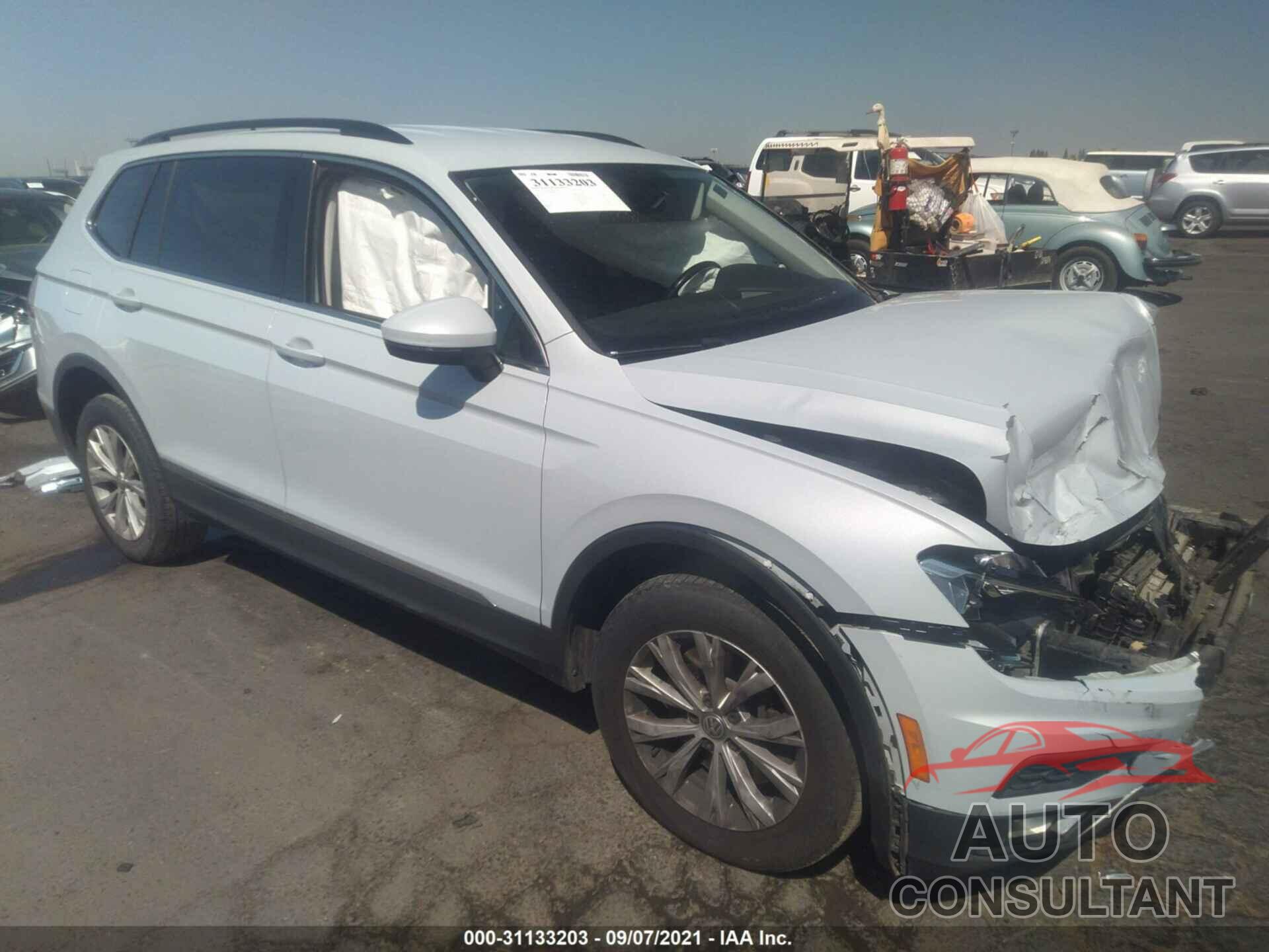 VOLKSWAGEN TIGUAN 2018 - 3VV2B7AX8JM033917