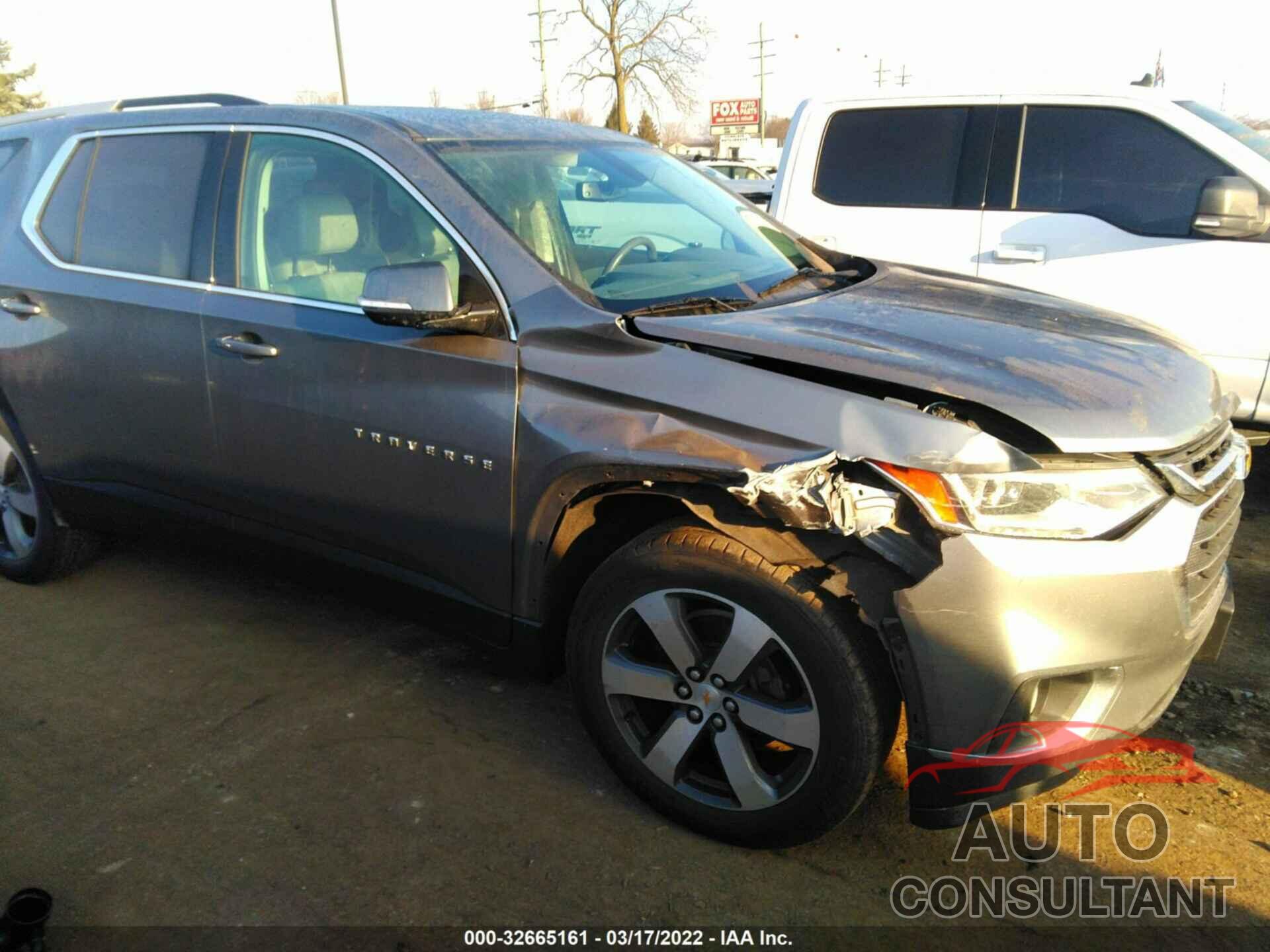 CHEVROLET TRAVERSE 2018 - 1GNERHKW5JJ185211