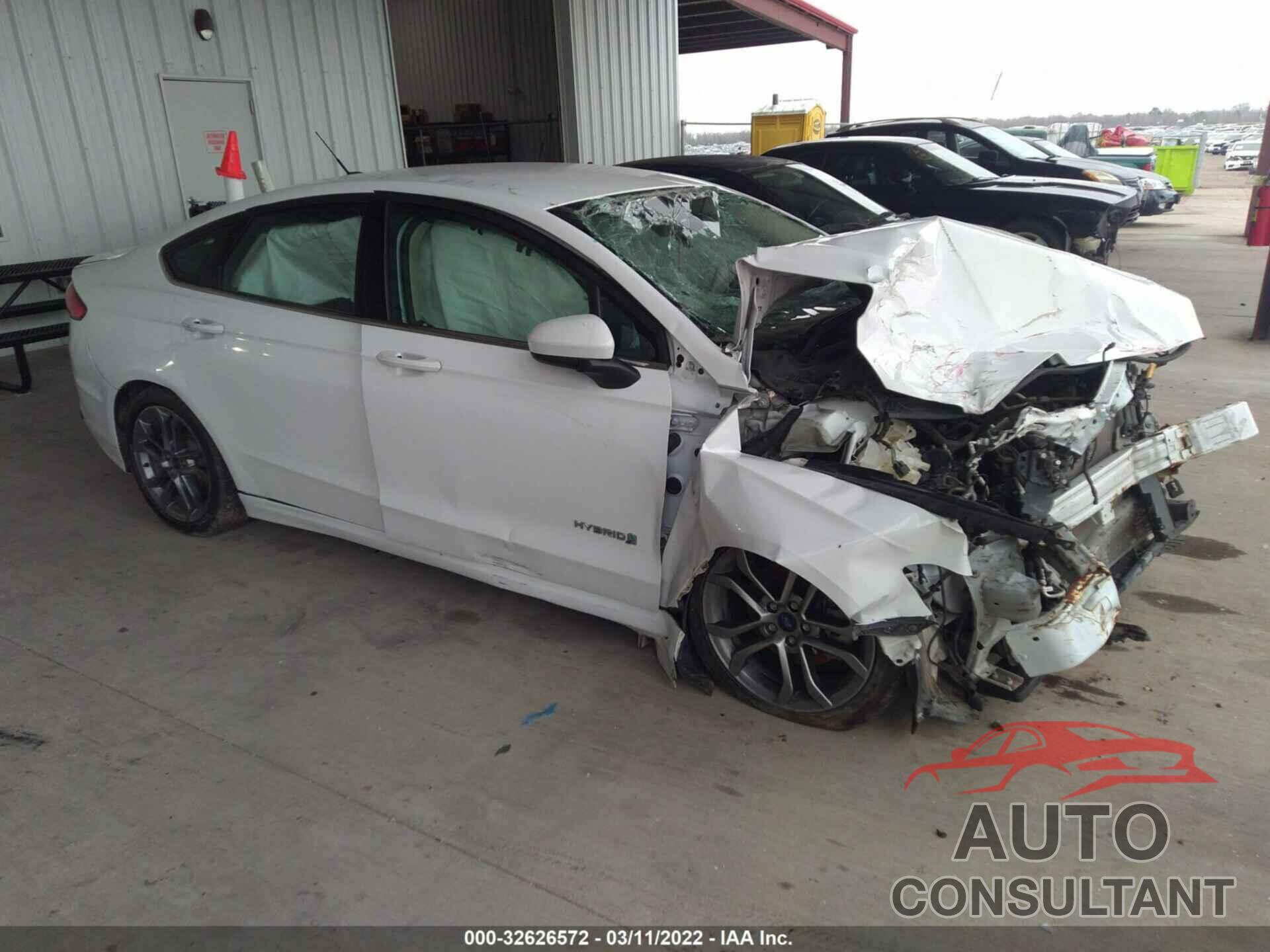 FORD FUSION 2017 - 3FA6P0LU2HR295771