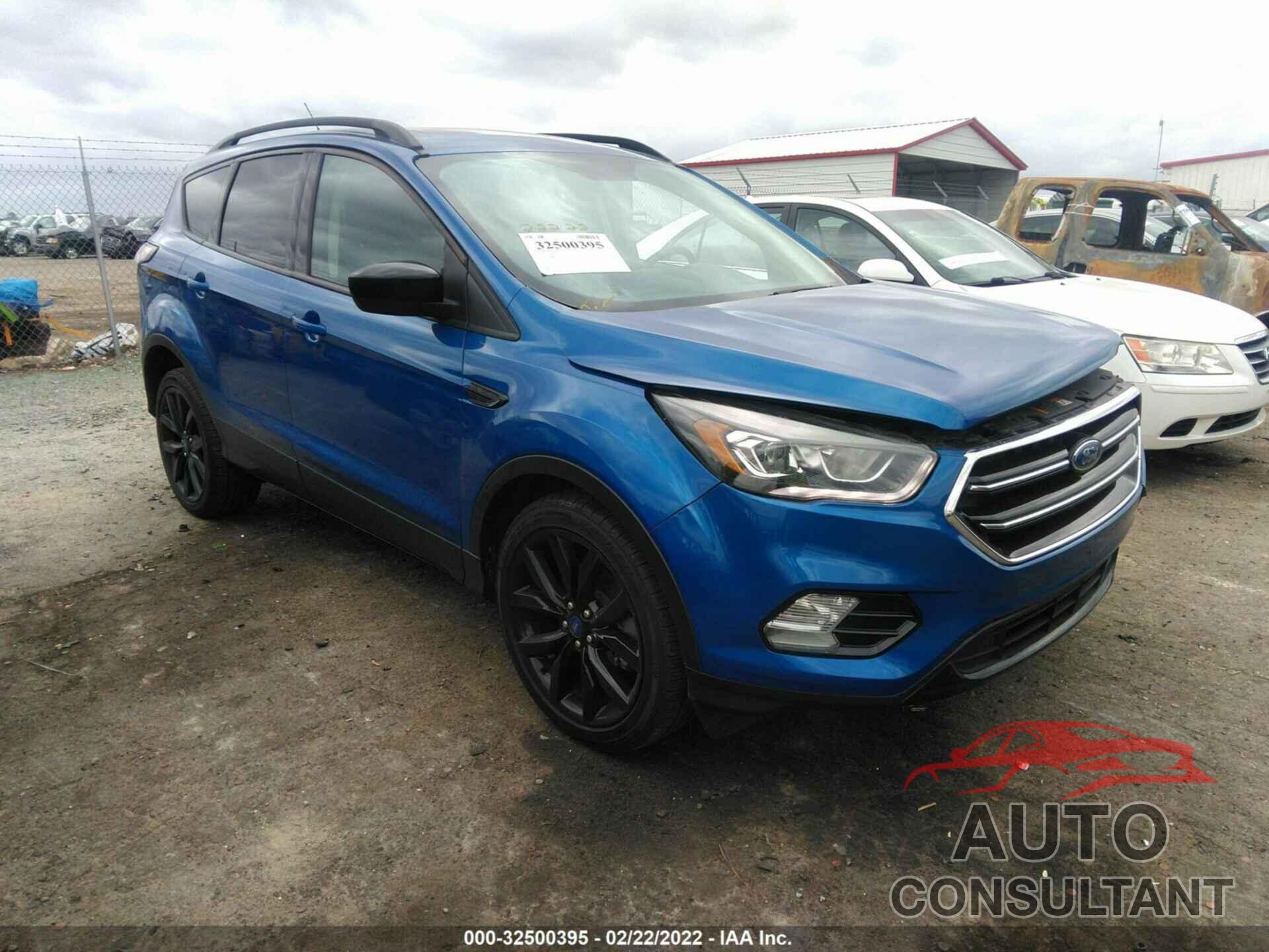 FORD ESCAPE 2017 - 1FMCU0GD8HUC09450