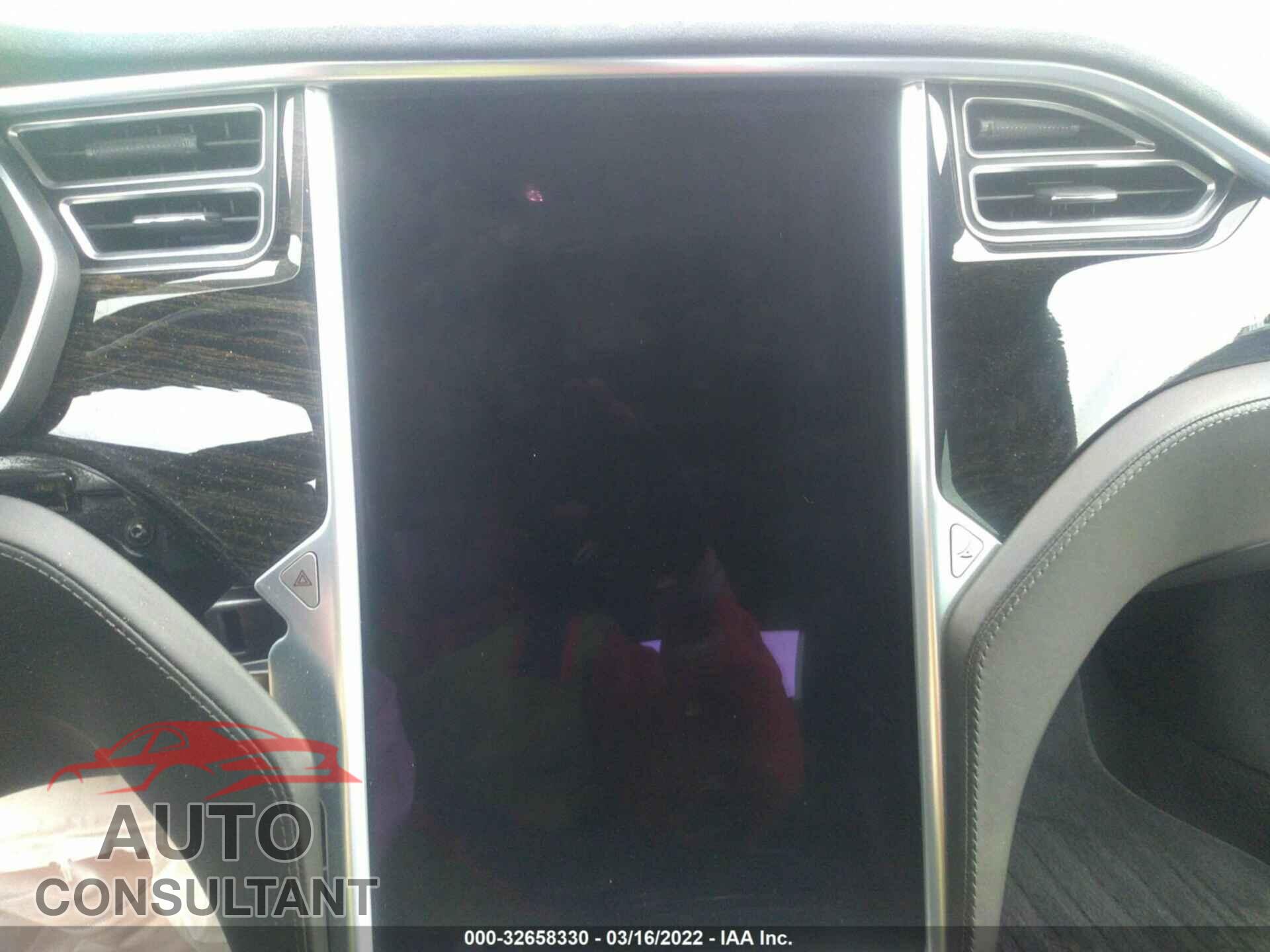 TESLA MODEL S 2016 - 5YJSA1E4XGF141919