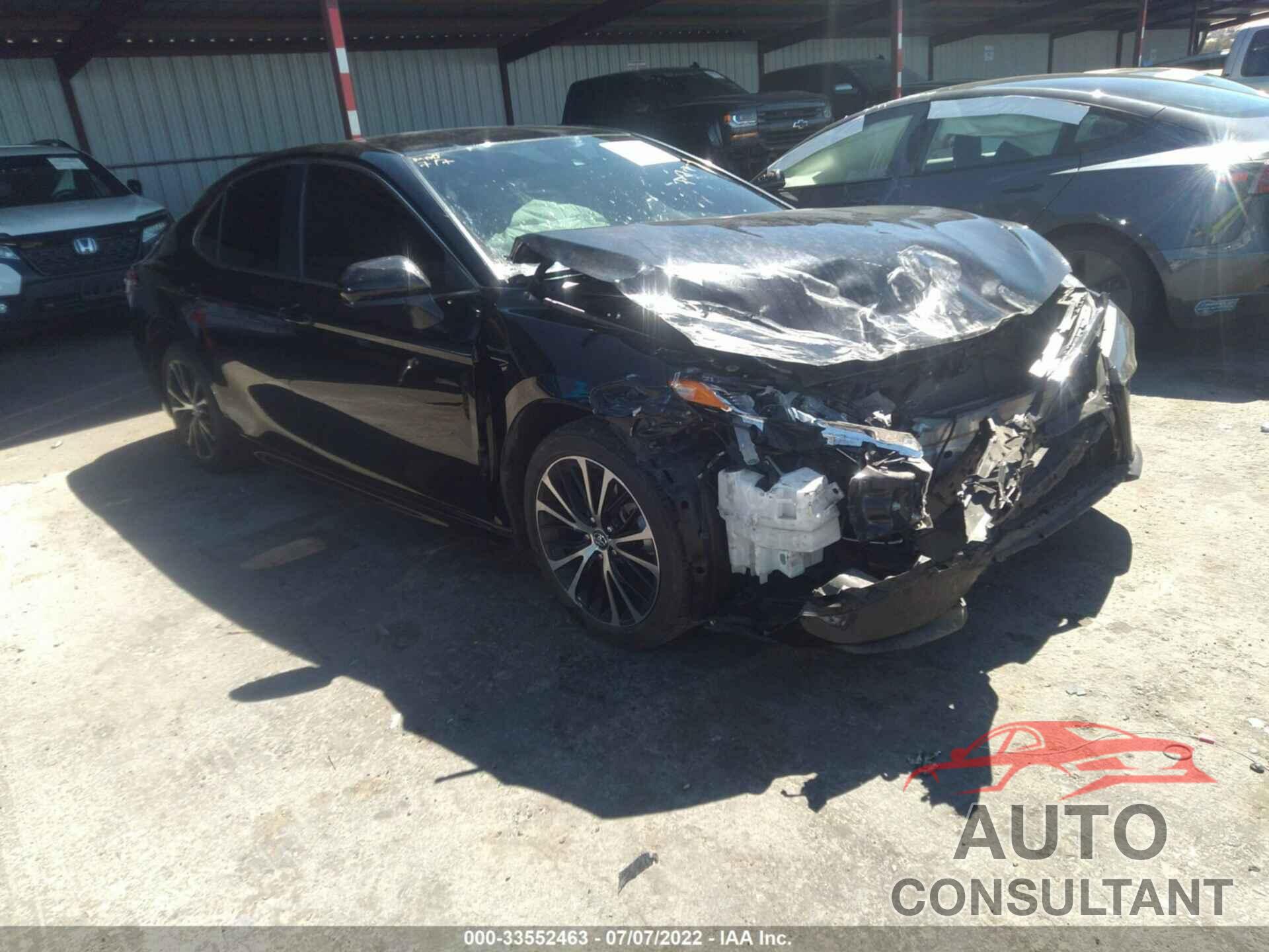 TOYOTA CAMRY 2020 - 4T1G11AK0LU335169