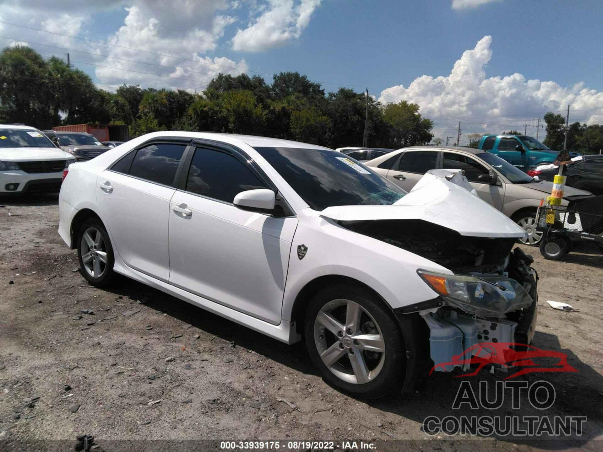 TOYOTA CAMRY 2014 - 4T1BF1FK3EU300570