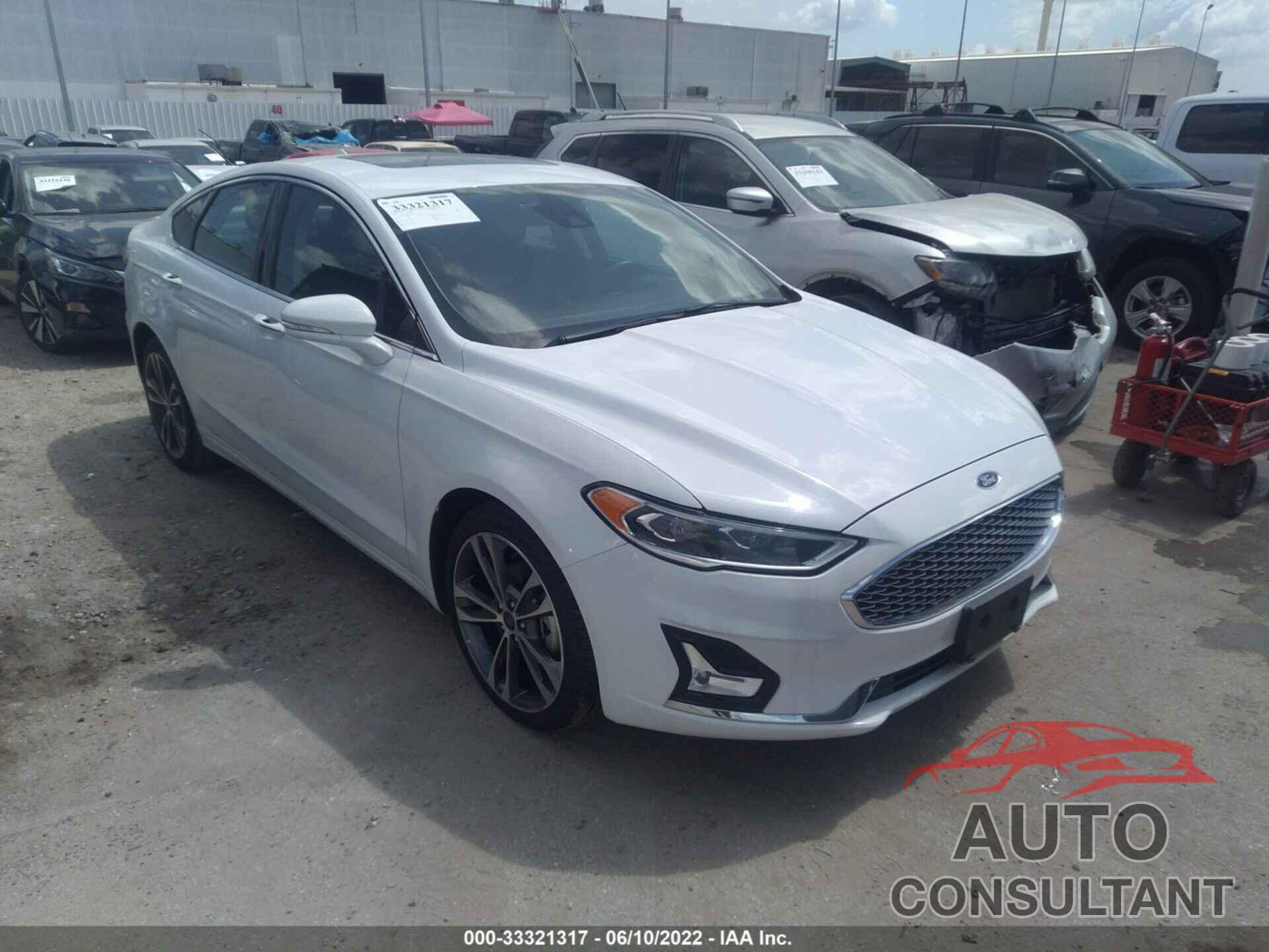 FORD FUSION 2019 - 3FA6P0D98KR139929