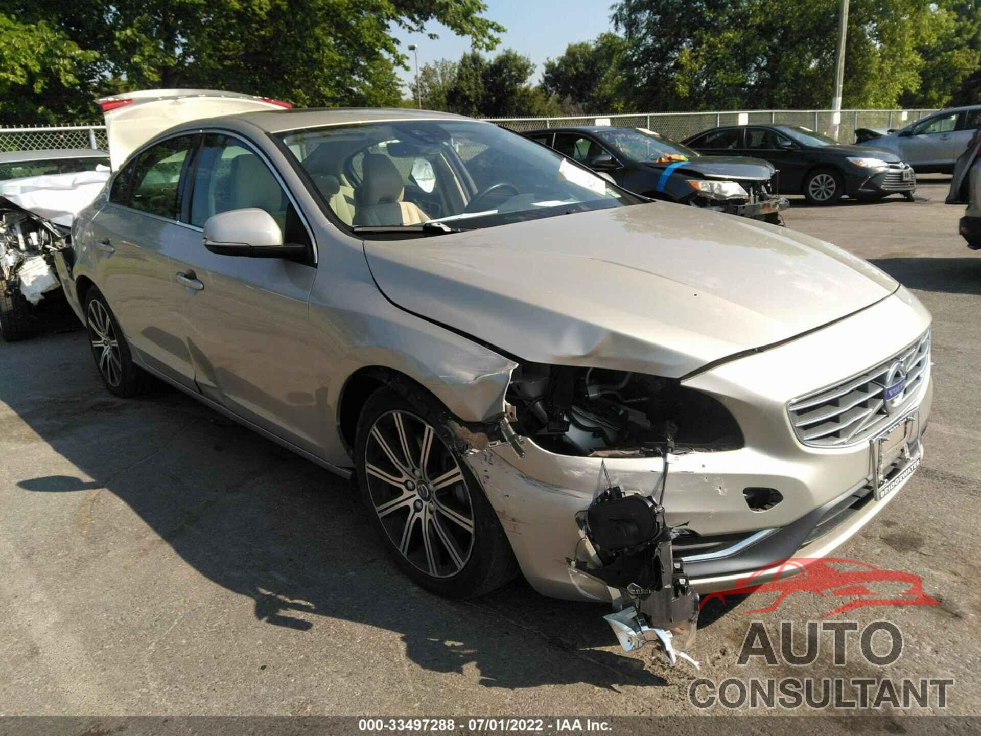 VOLVO S60 2017 - LYV402TK8HB128186