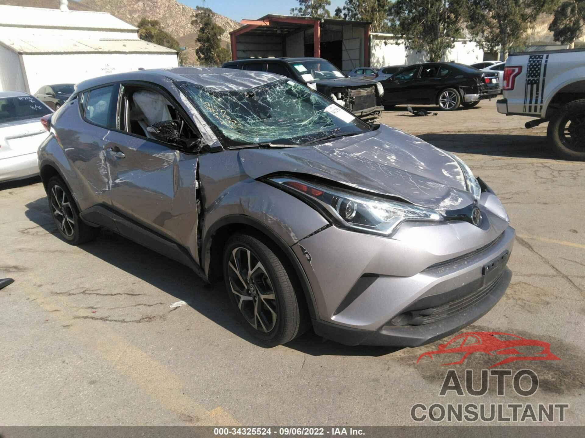 TOYOTA C-HR 2018 - NMTKHMBX5JR035472