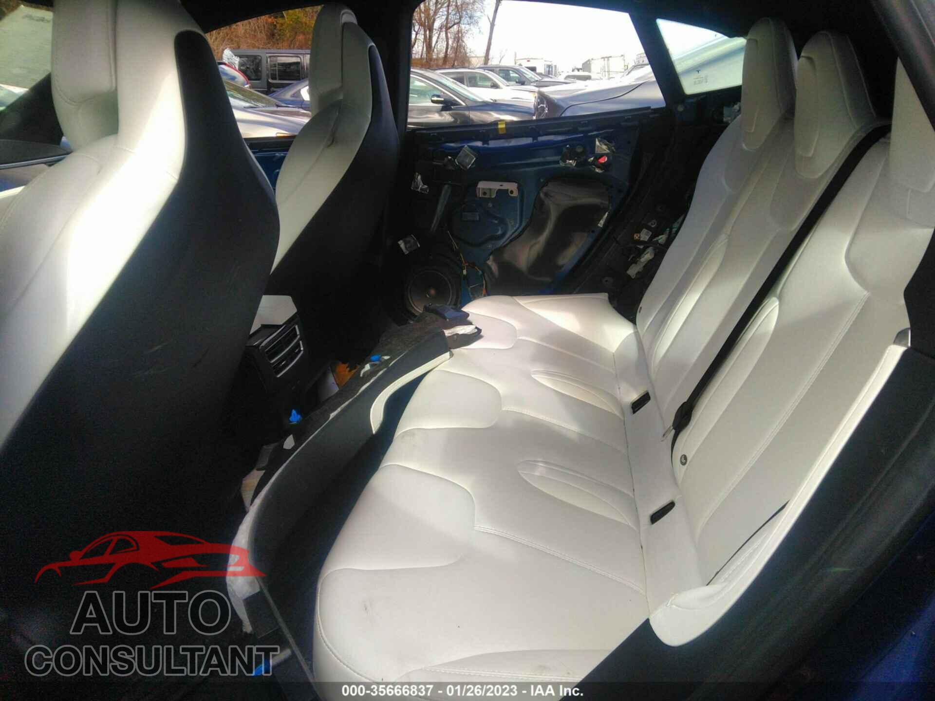 TESLA MODEL S 2017 - 5YJSA1E25HF197329