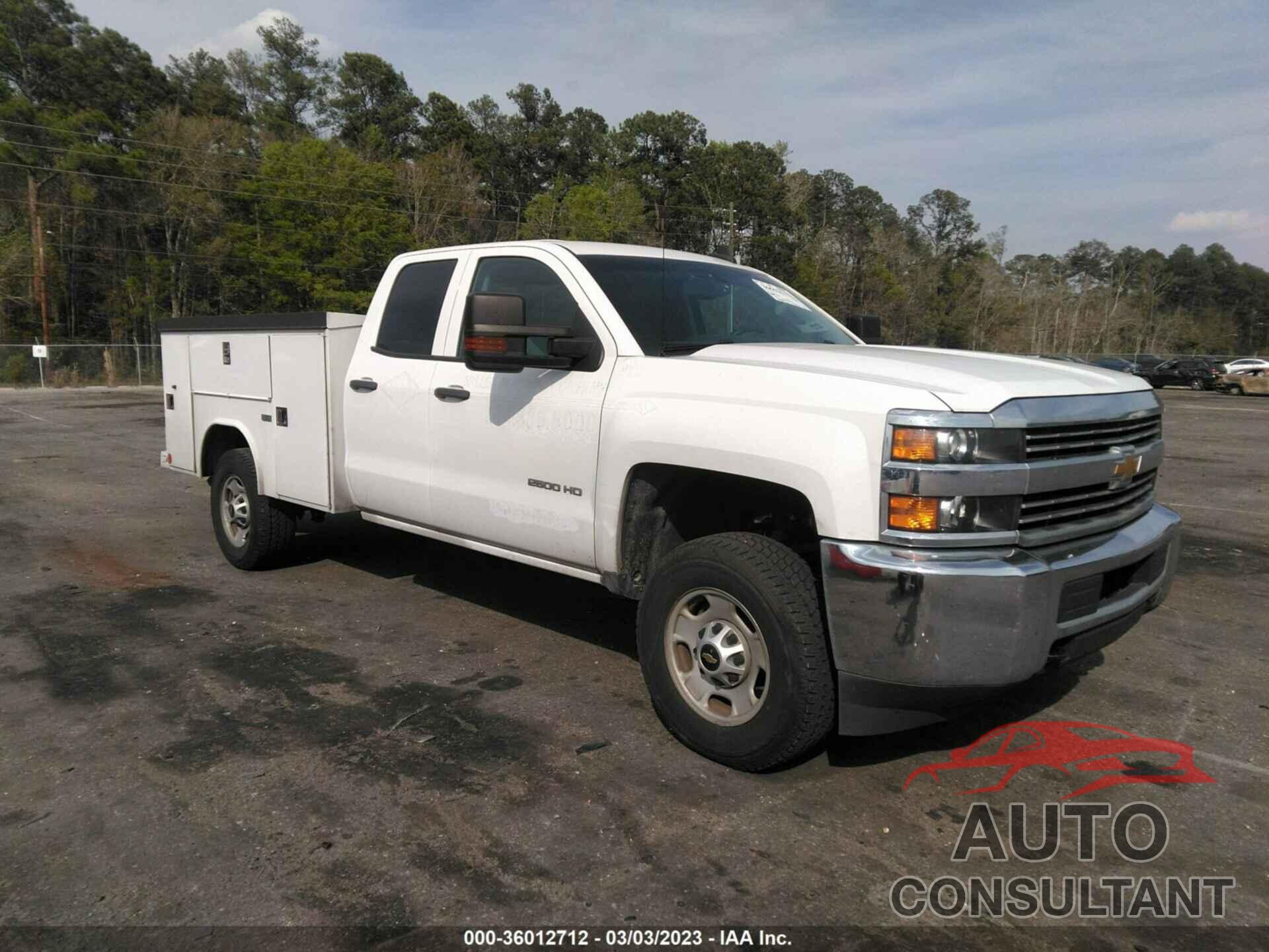 CHEVROLET SILVERADO 2500HD 2017 - 1GC2KUEG3HZ235757