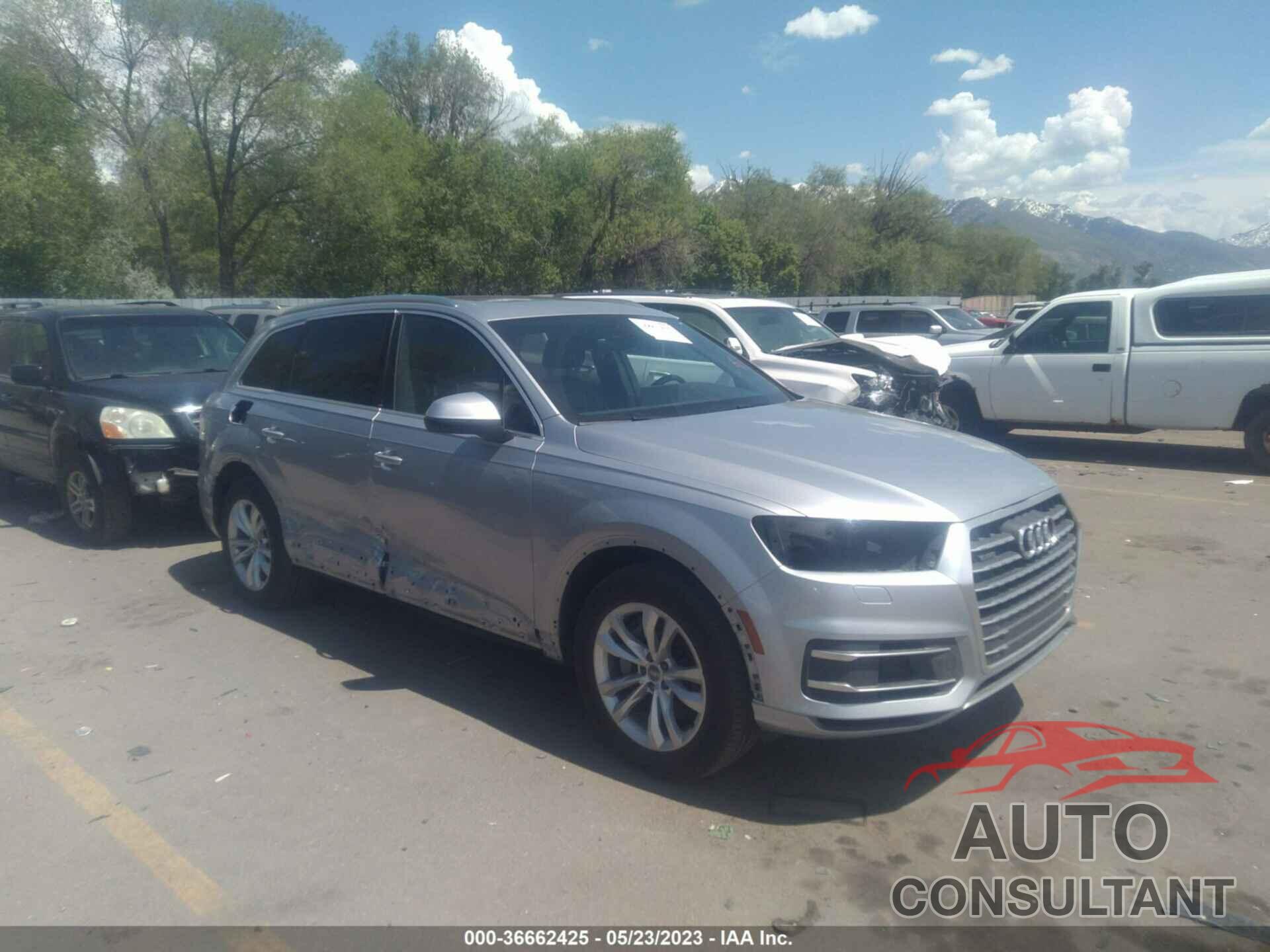 AUDI Q7 2019 - WA1AAAF72KD007971