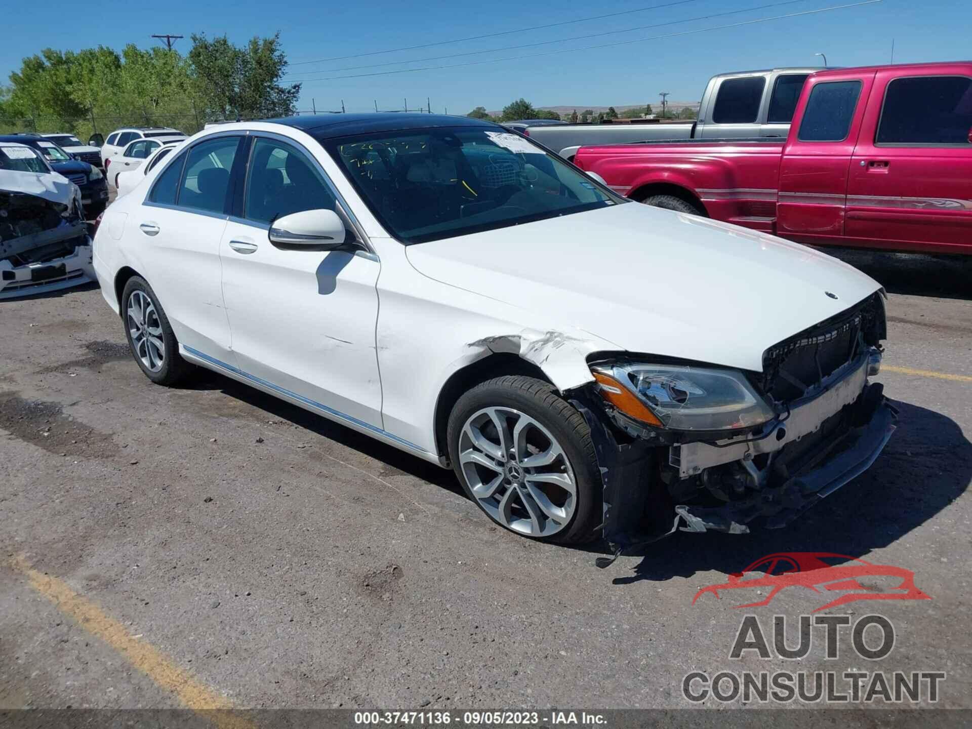 MERCEDES-BENZ C 300 2017 - 55SWF4KBXHU230770