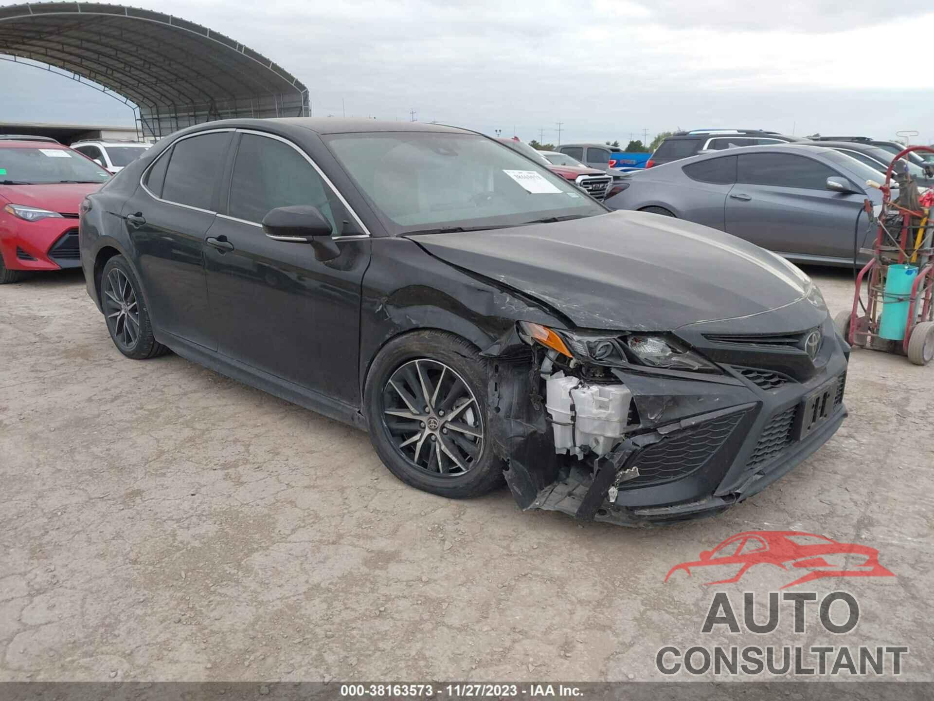 TOYOTA CAMRY 2022 - 4T1G11AK6NU700683