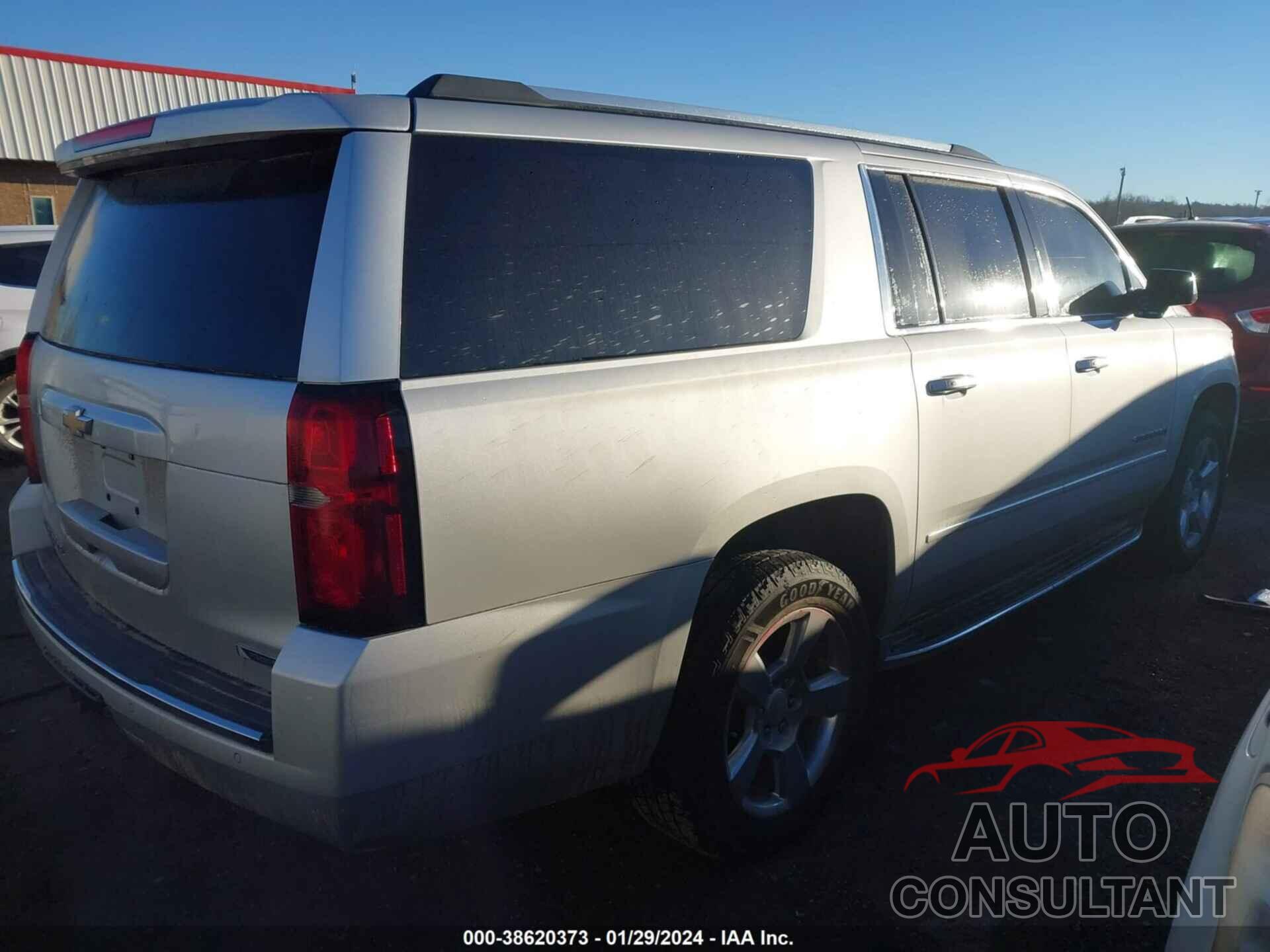 CHEVROLET SUBURBAN 2017 - 1GNSCJKC0HR158821