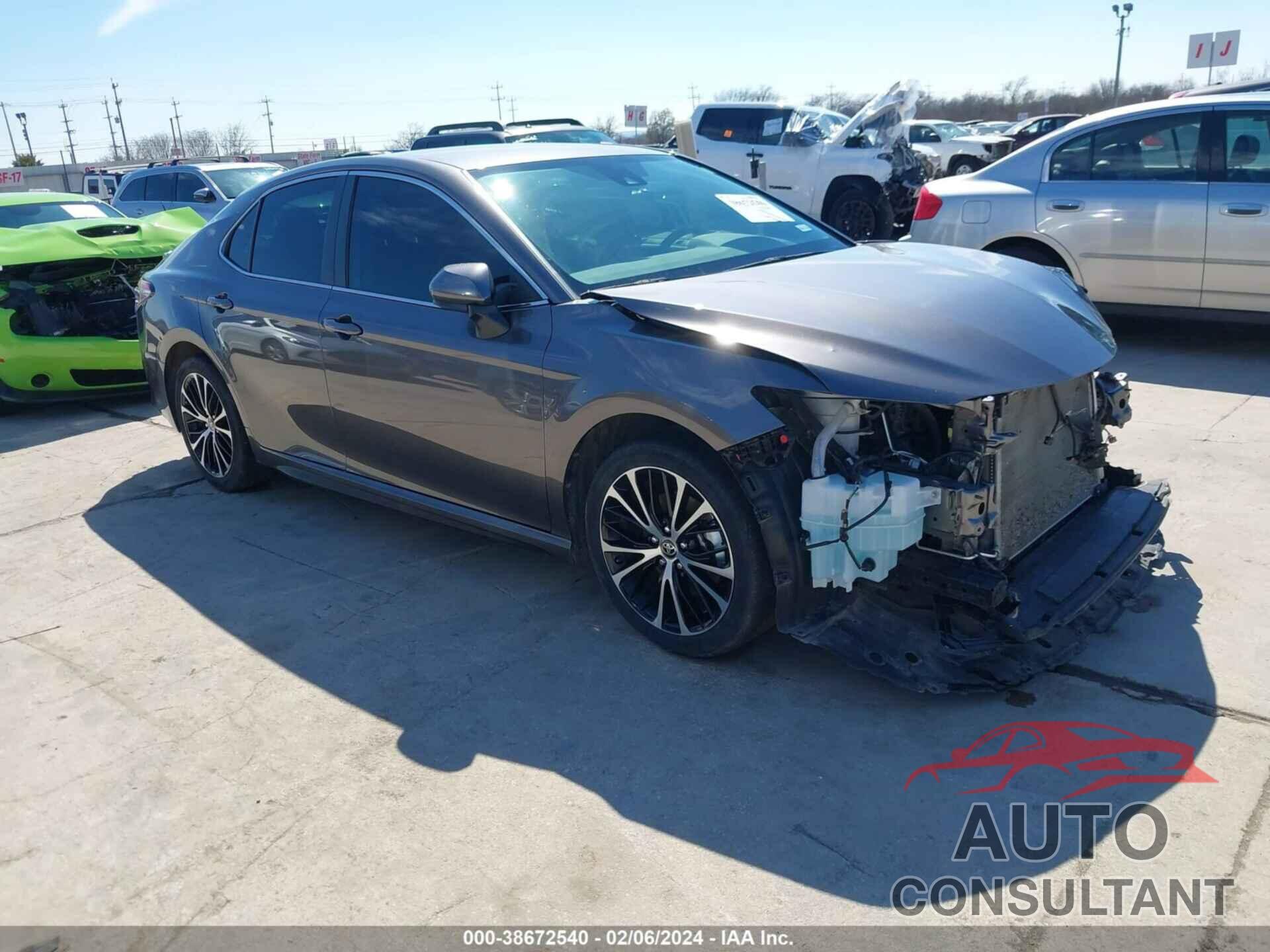 TOYOTA CAMRY 2020 - 4T1G11AK6LU980280