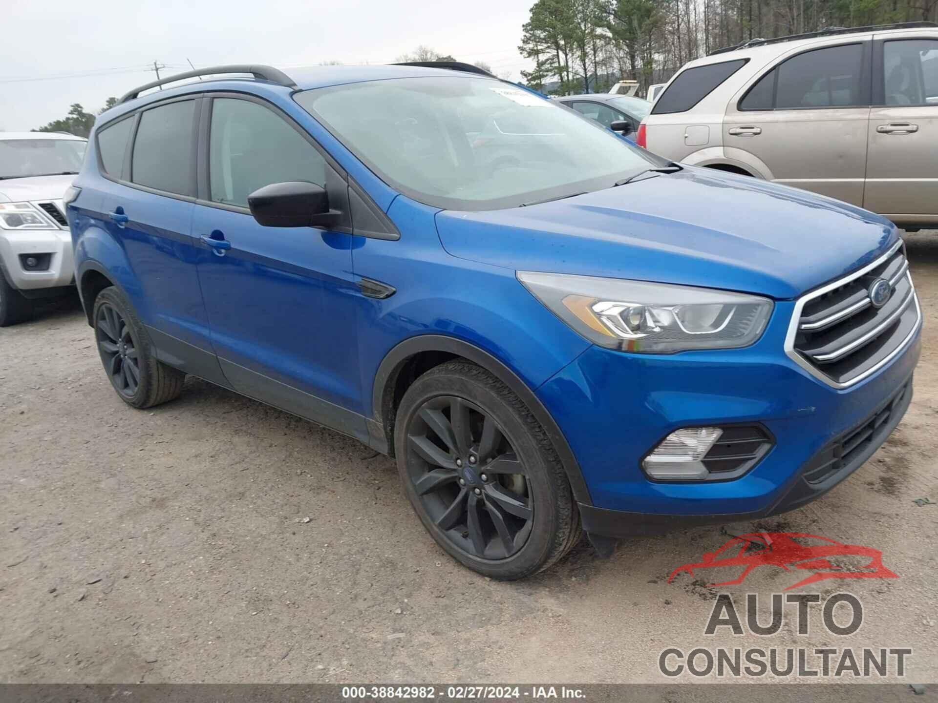 FORD ESCAPE 2017 - 1FMCU0GD6HUE84959