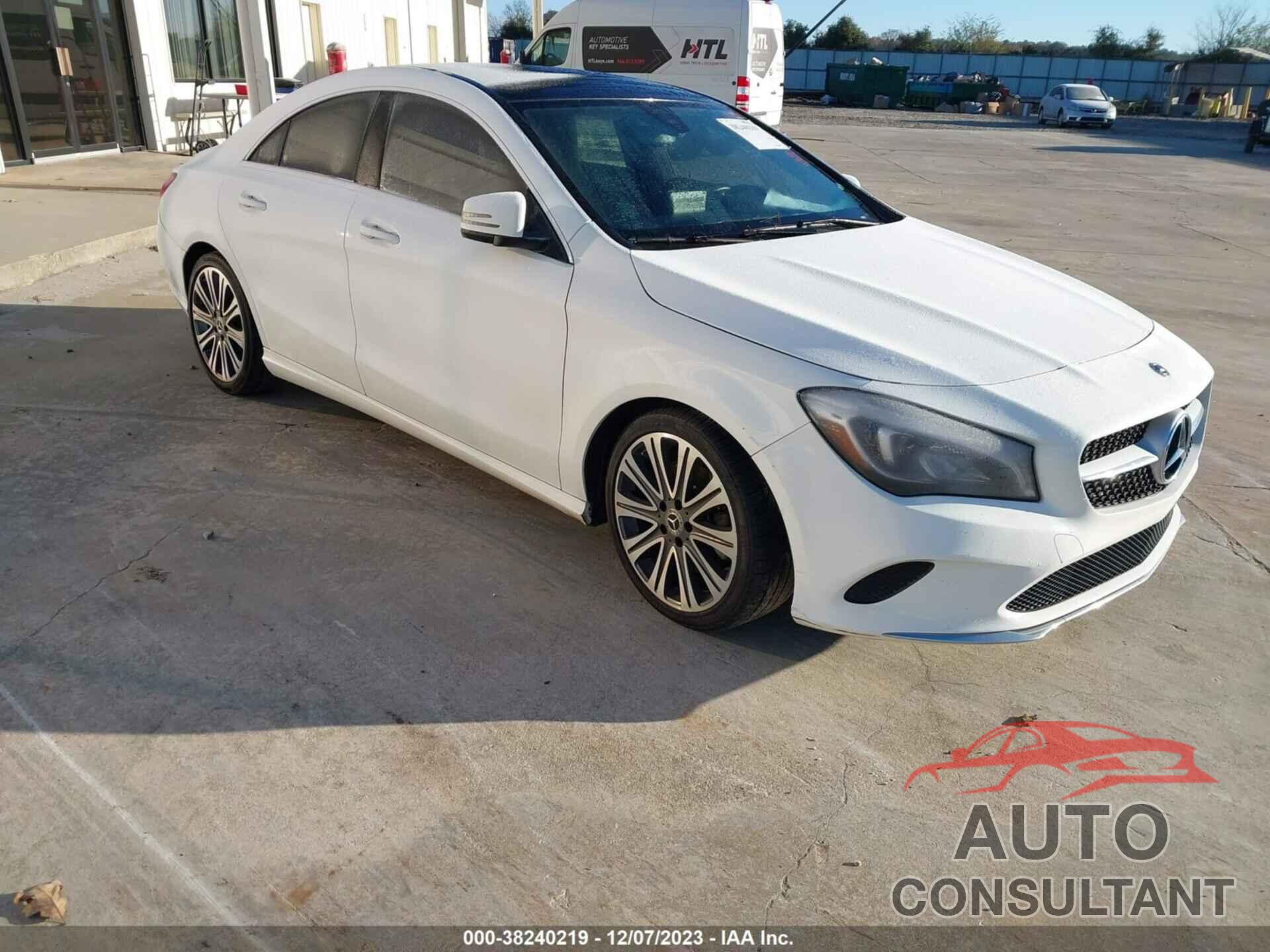 MERCEDES-BENZ CLA 2019 - WDDSJ4EB5KN753459