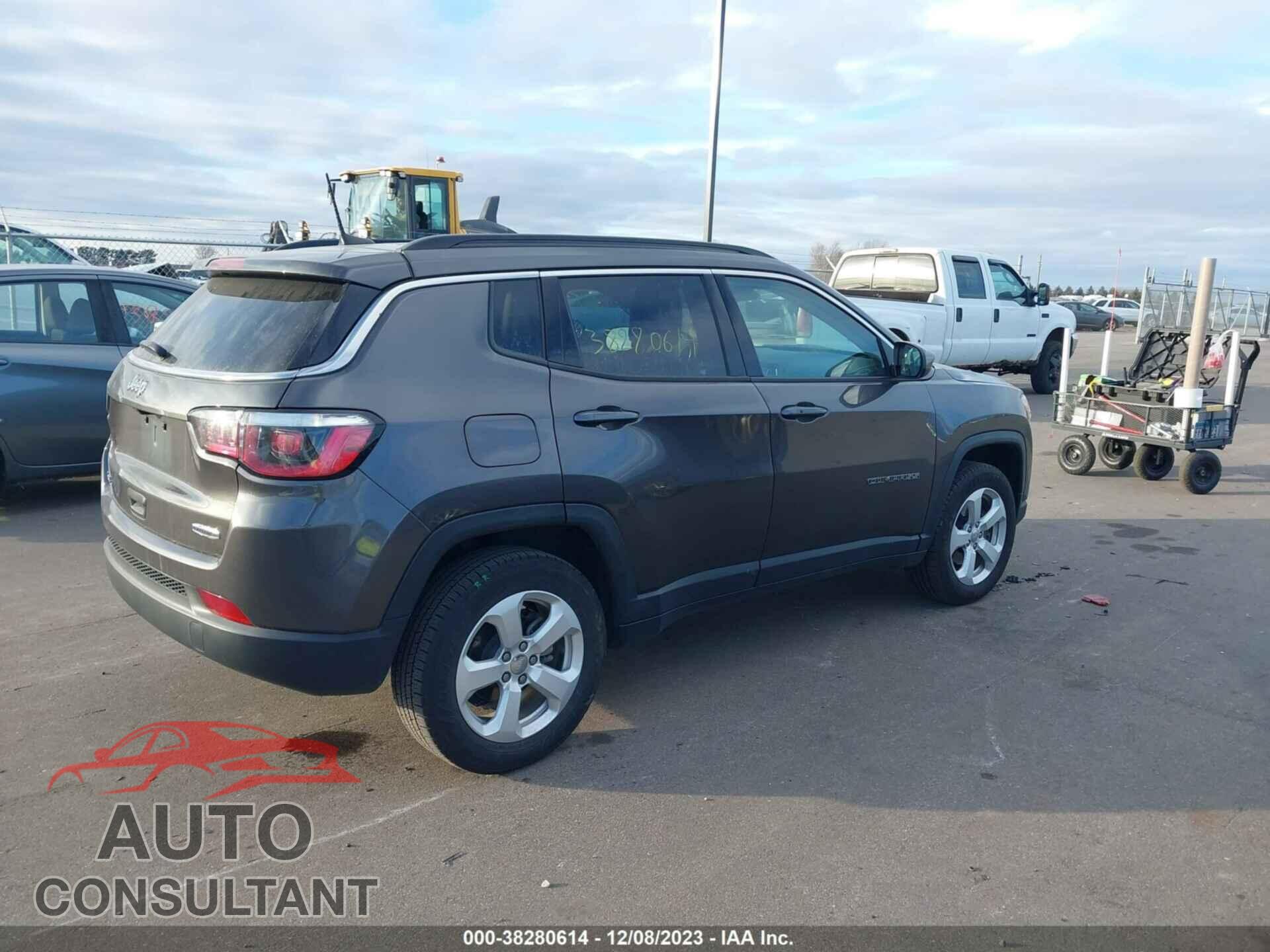 JEEP COMPASS 2018 - 3C4NJDBB0JT143138