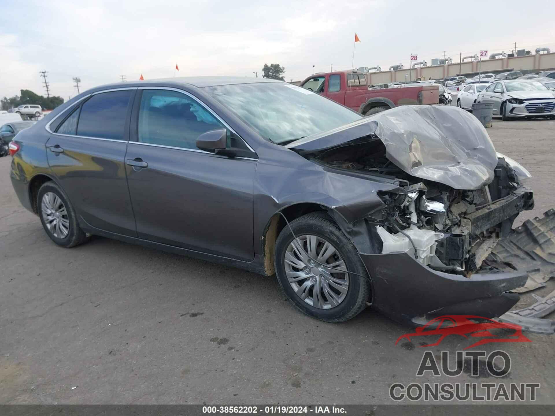 TOYOTA CAMRY 2016 - 4T4BF1FK3GR527086