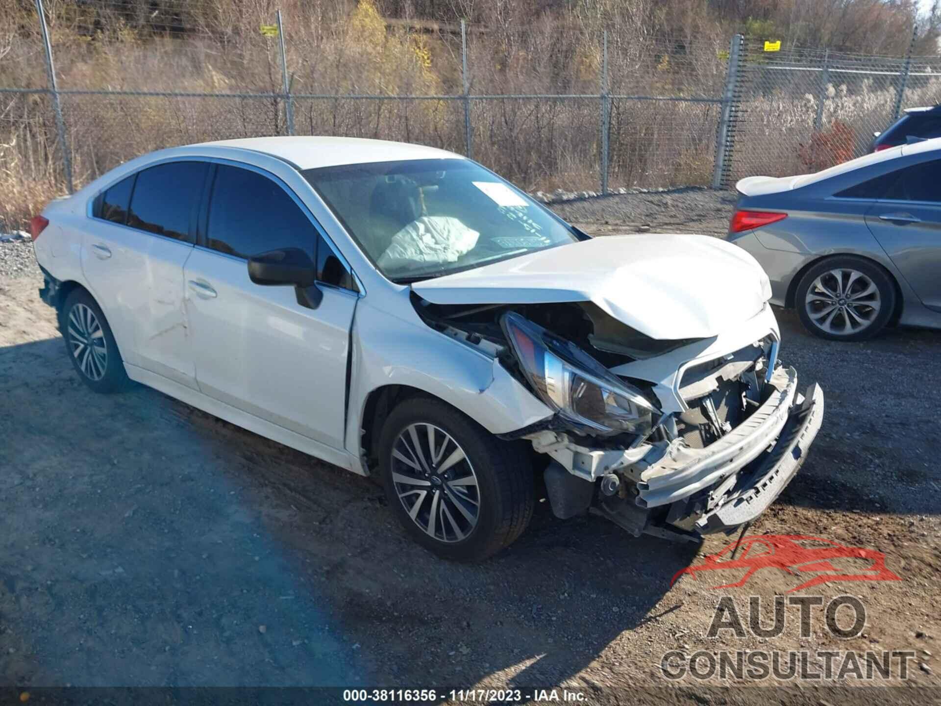 SUBARU LEGACY 2019 - 4S3BNAB65K3011269