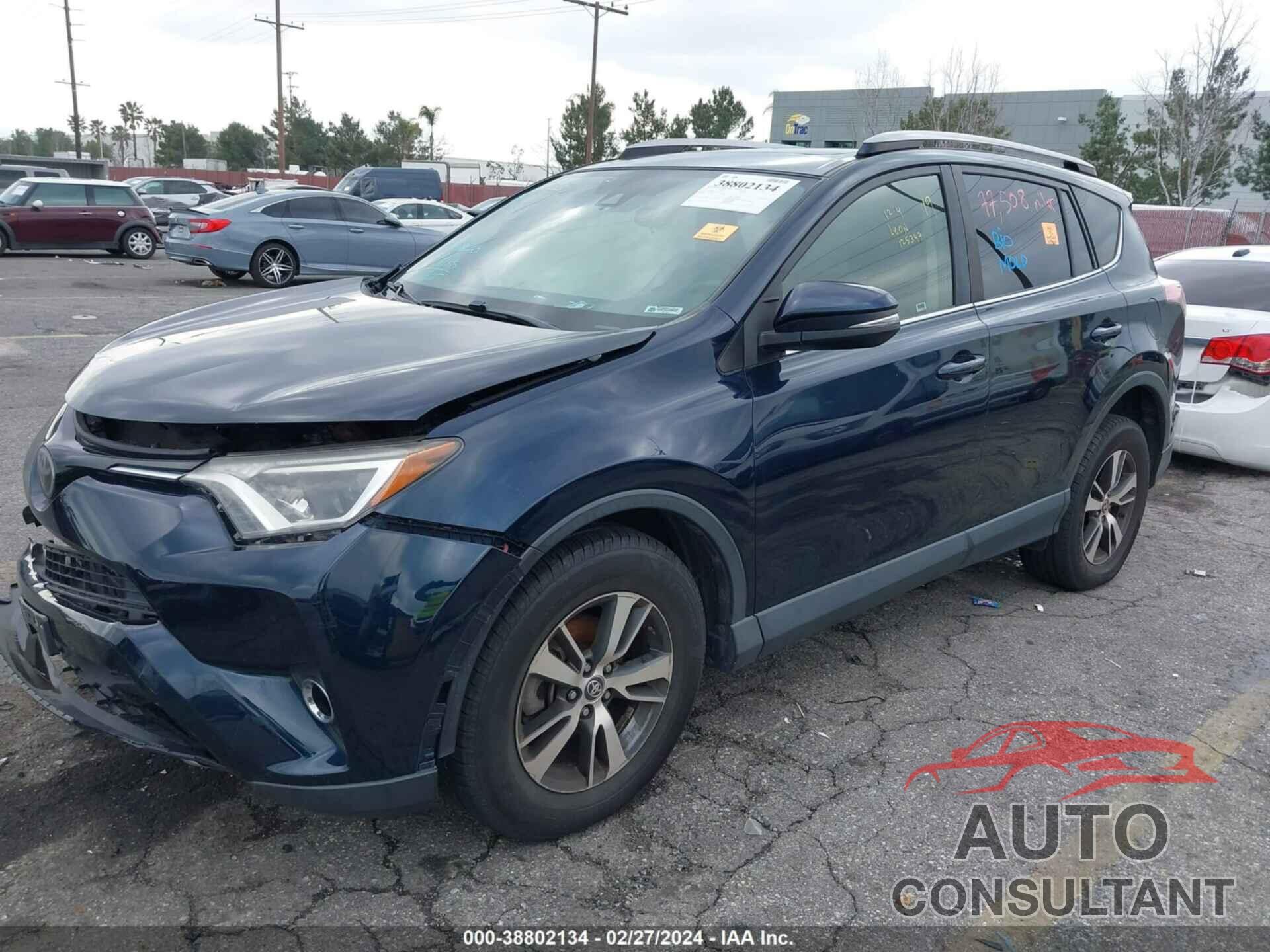 TOYOTA RAV4 2017 - JTMWFREV4HJ125347