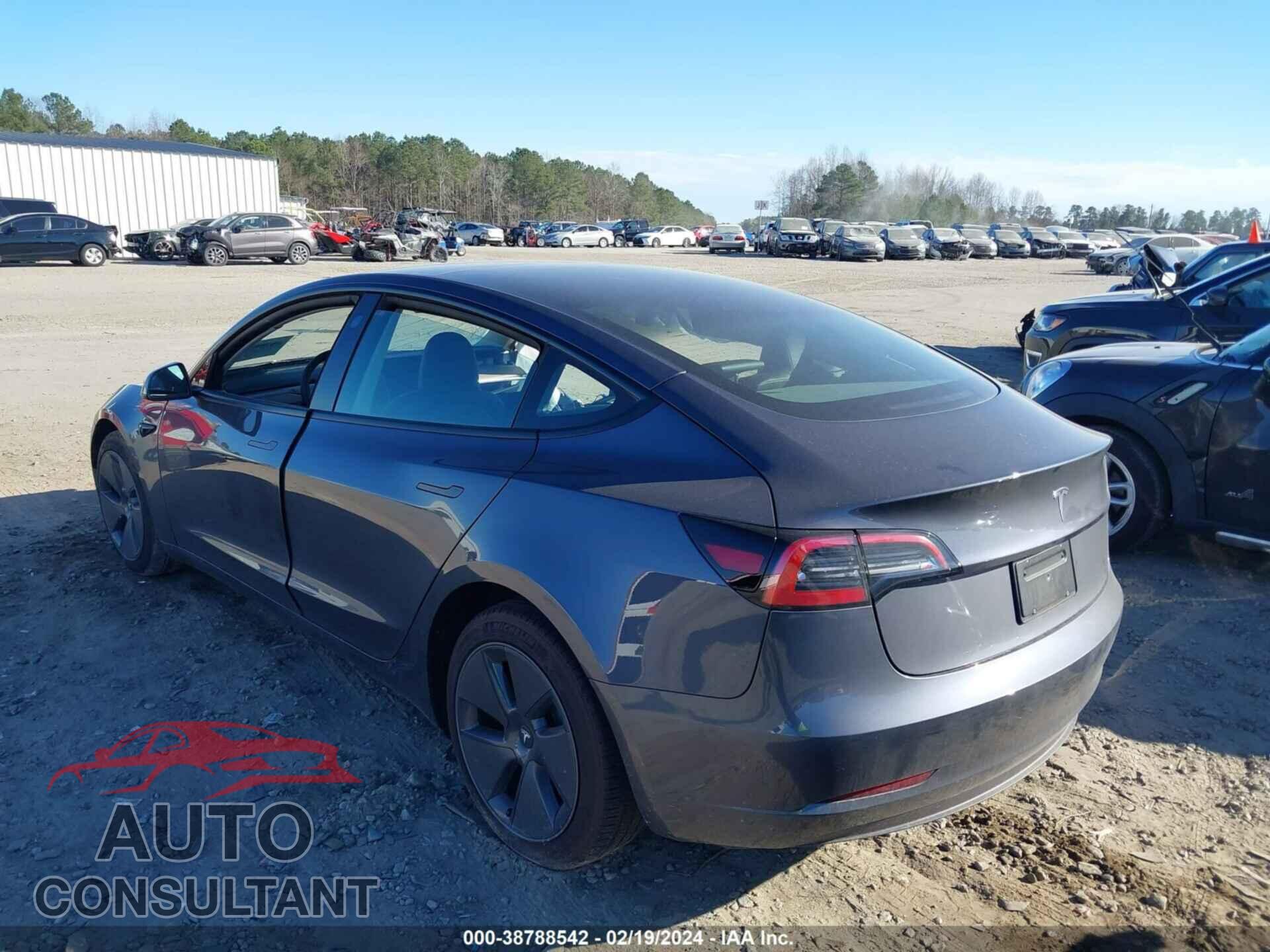 TESLA MODEL 3 2023 - 5YJ3E1EA3PF667260