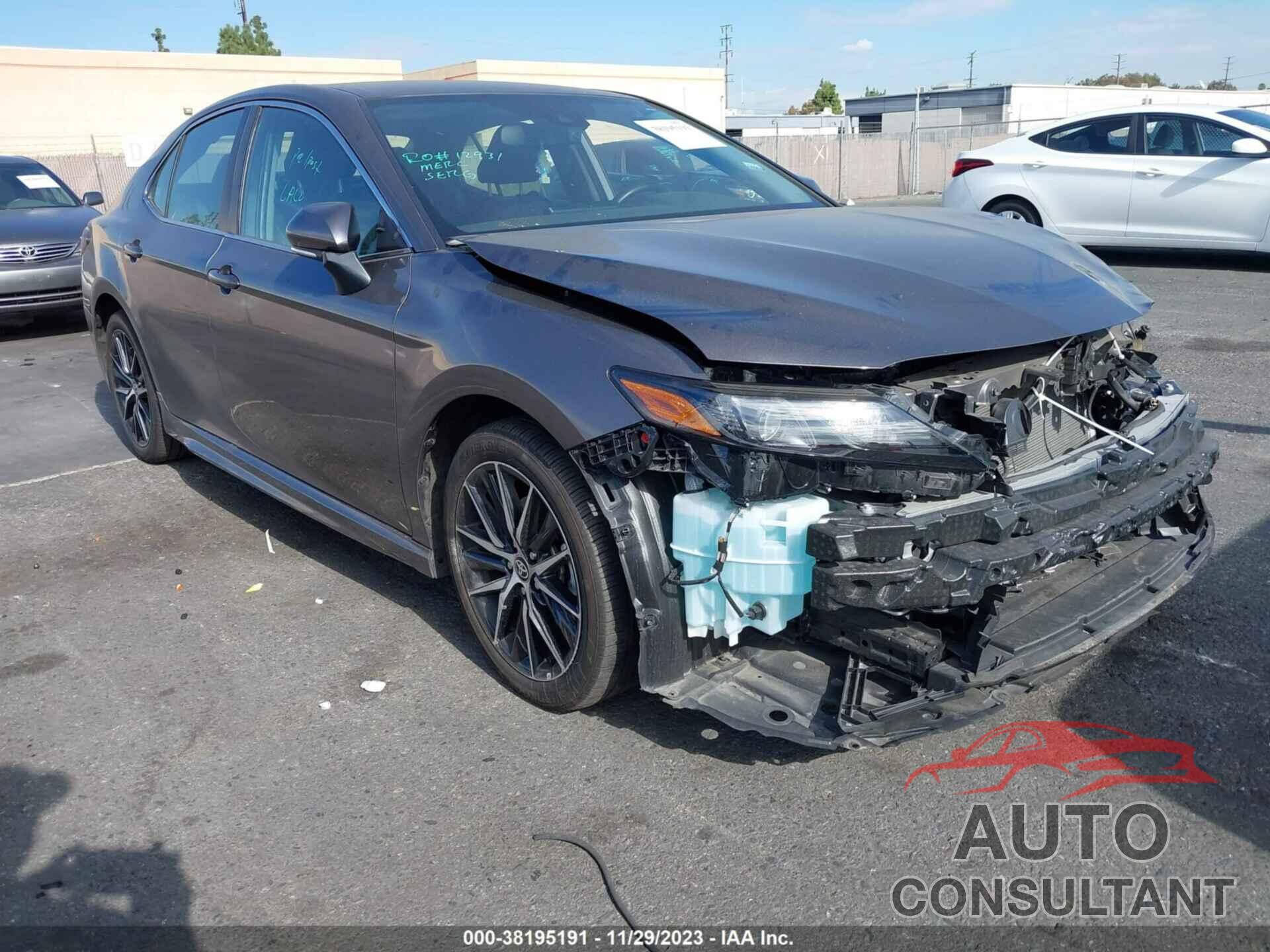 TOYOTA CAMRY 2022 - 4T1T11AK7NU704434