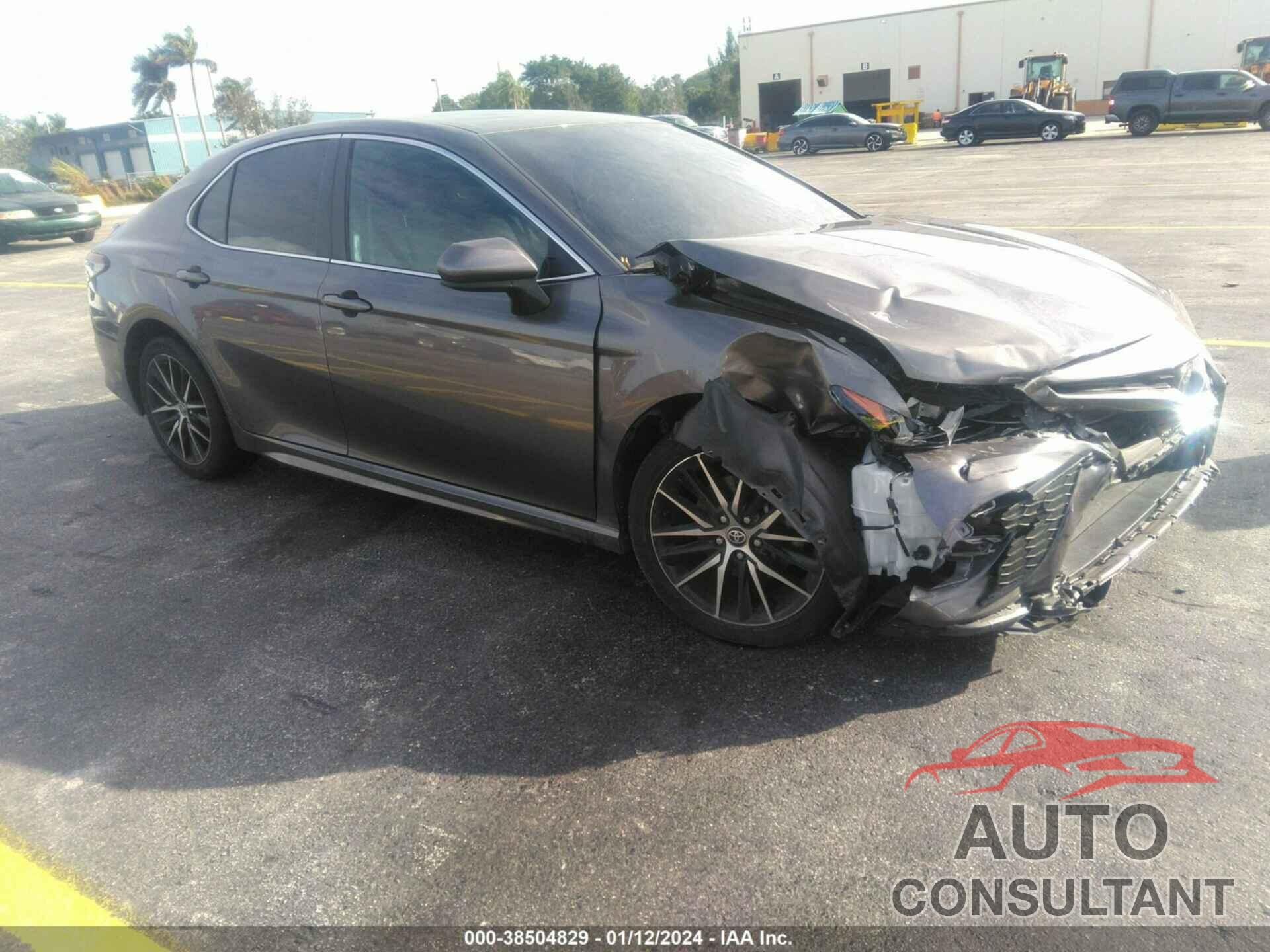 TOYOTA CAMRY 2021 - 4T1G11AK9MU601936
