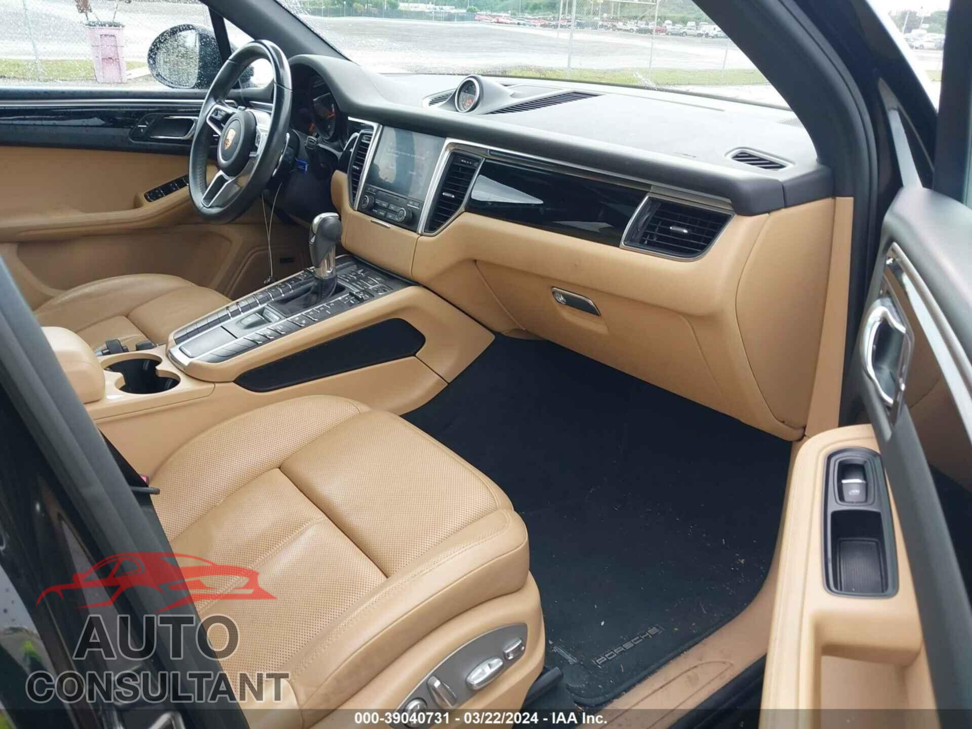 PORSCHE MACAN 2017 - WP1AA2A59HLB04728