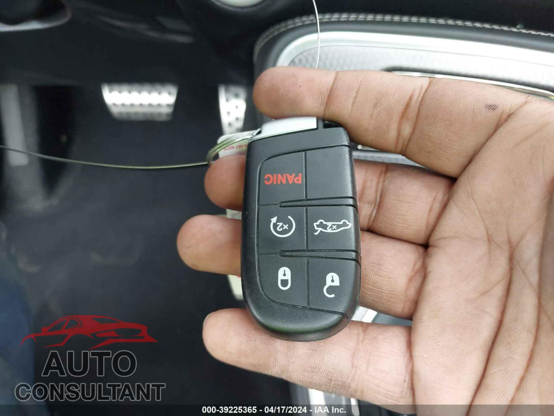 DODGE CHALLENGER 2019 - 2C3CDZL98KH674884