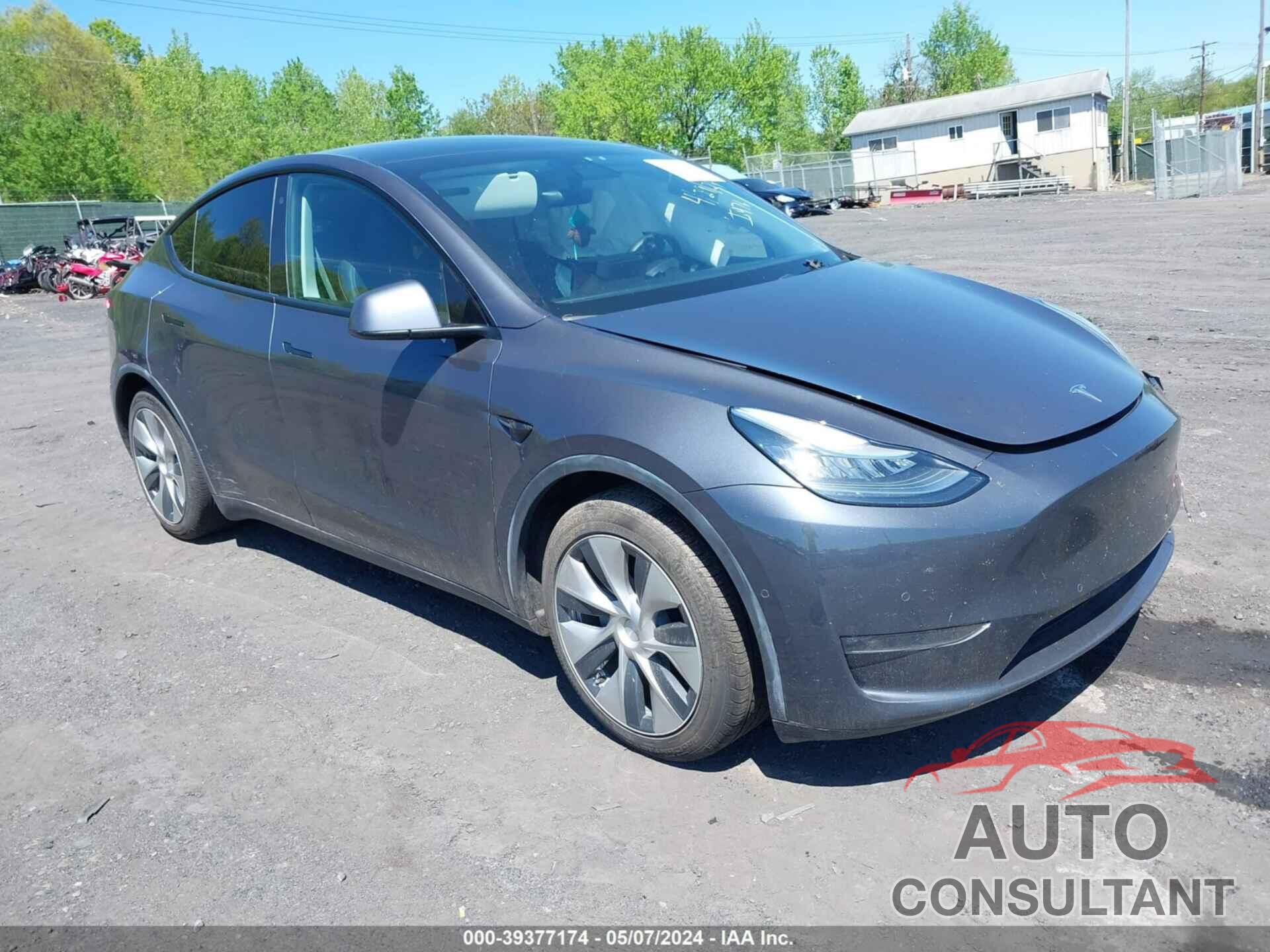 TESLA MODEL Y 2020 - 5YJYGDEF3LF011860