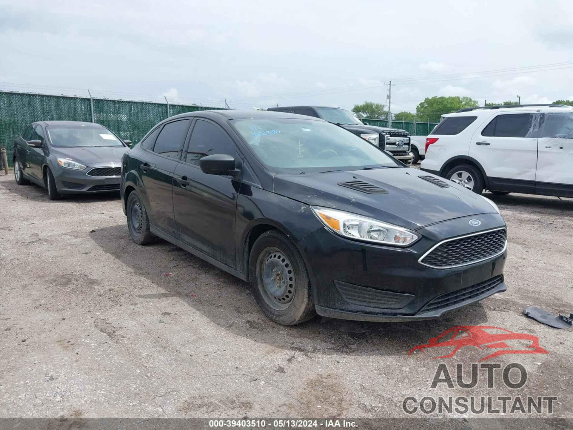 FORD FOCUS 2017 - 1FADP3E27HL303379