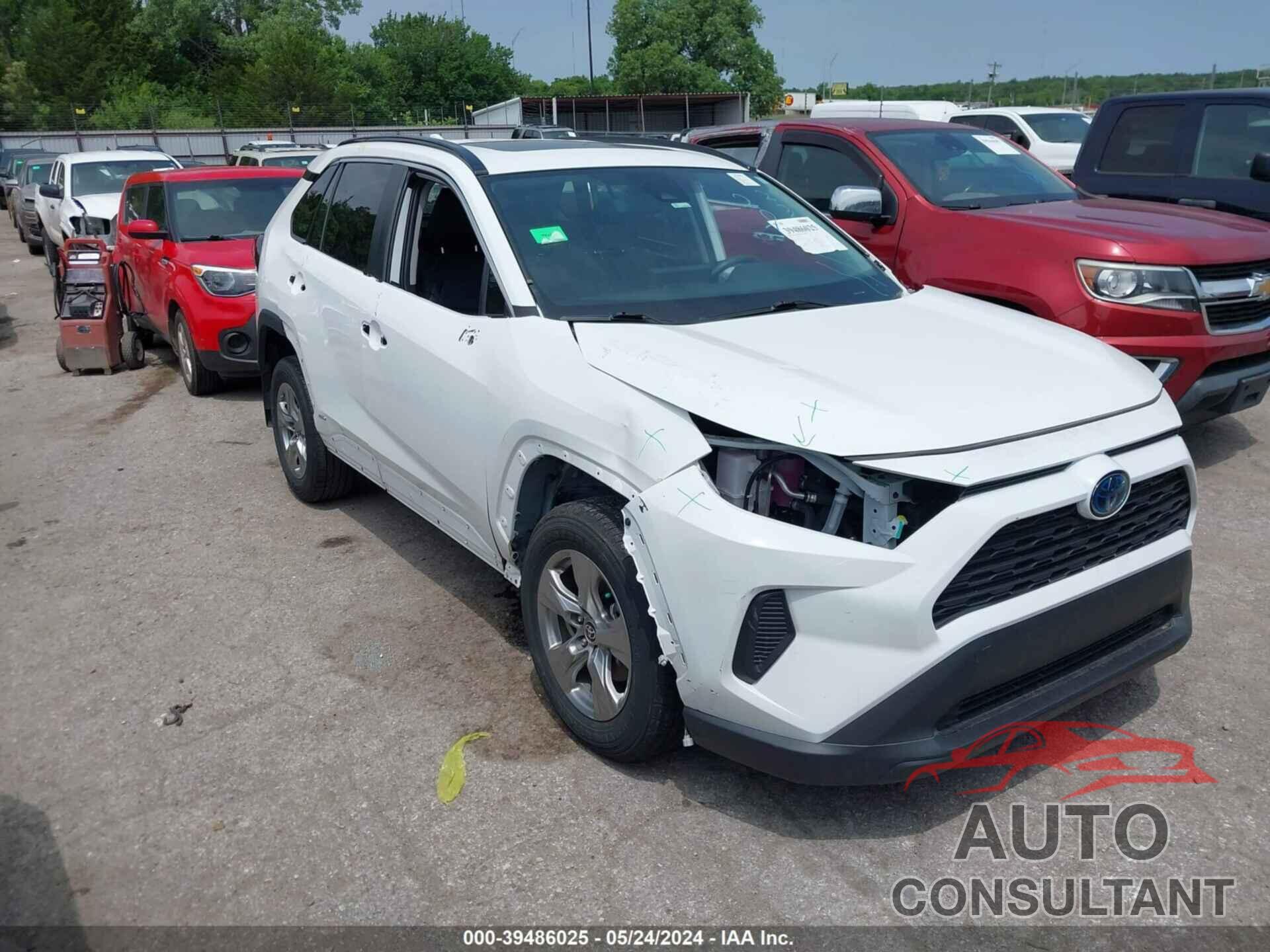 TOYOTA RAV4 2022 - 2T3RWRFV8NW135128