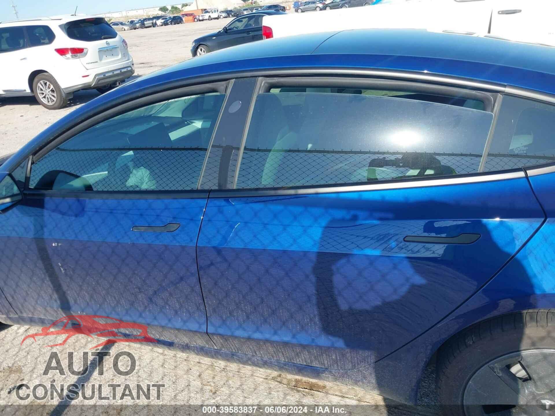 TESLA MODEL 3 2021 - 5YJ3E1EA4MF978708
