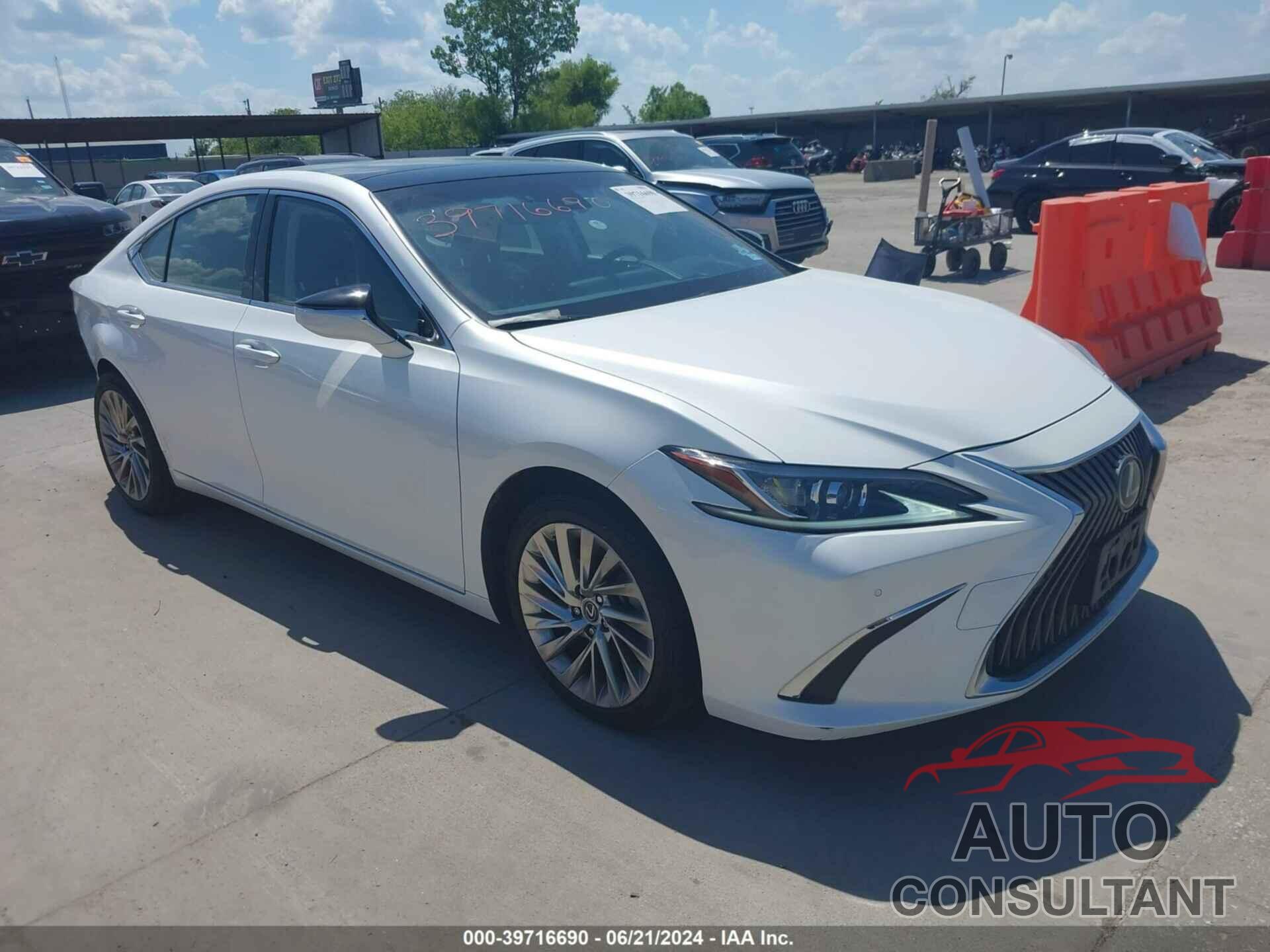 LEXUS ES 350 2019 - JTHBZ1B18K2005026