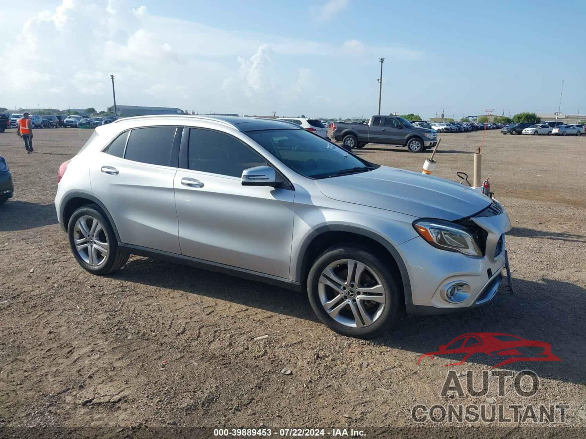 MERCEDES-BENZ GLA 250 2019 - WDCTG4EBXKU011958