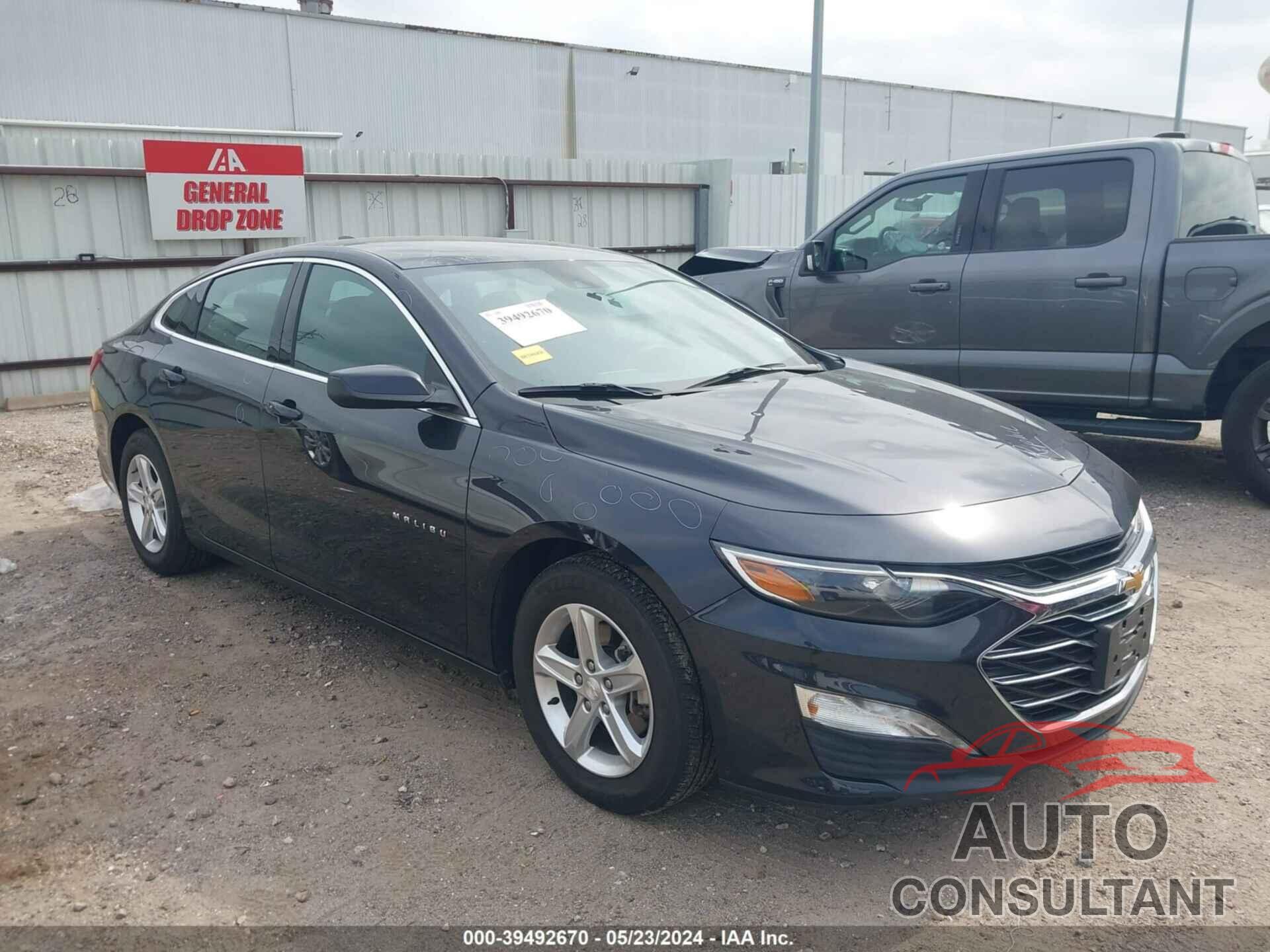 CHEVROLET MALIBU 2023 - 1G1ZD5ST0PF211778