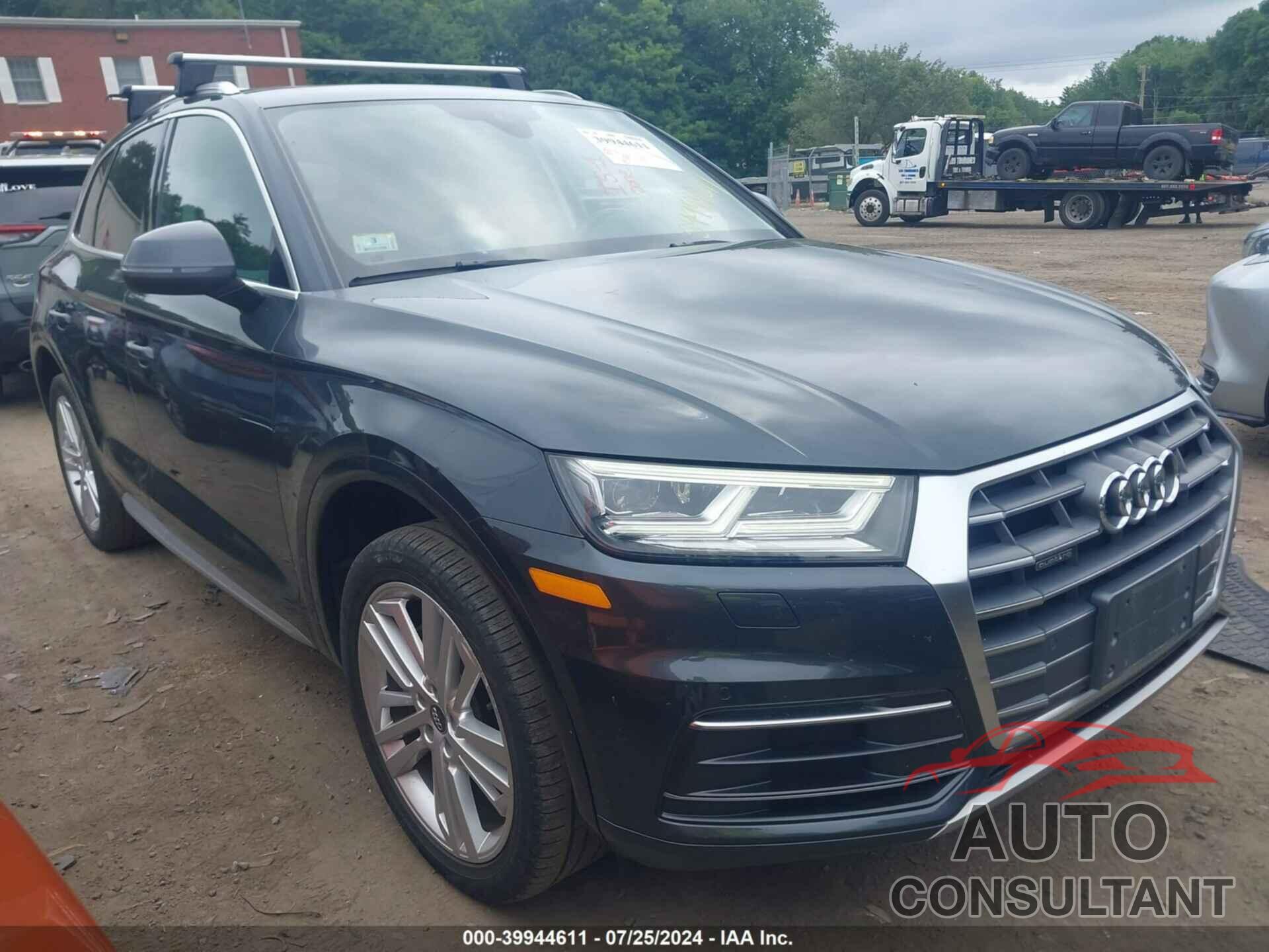 AUDI Q5 2018 - WA1BNAFY7J2024955