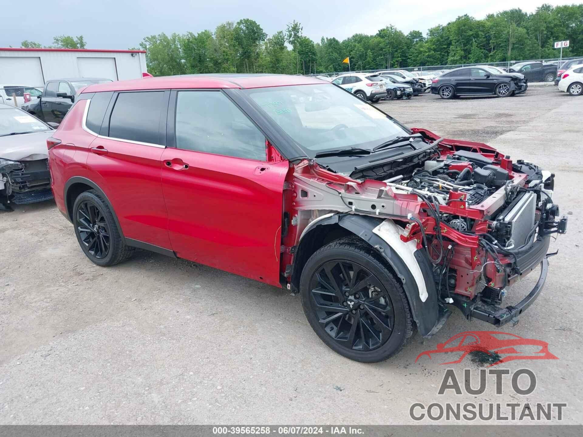 MITSUBISHI OUTLANDER 2022 - JA4J4UA83NZ069024