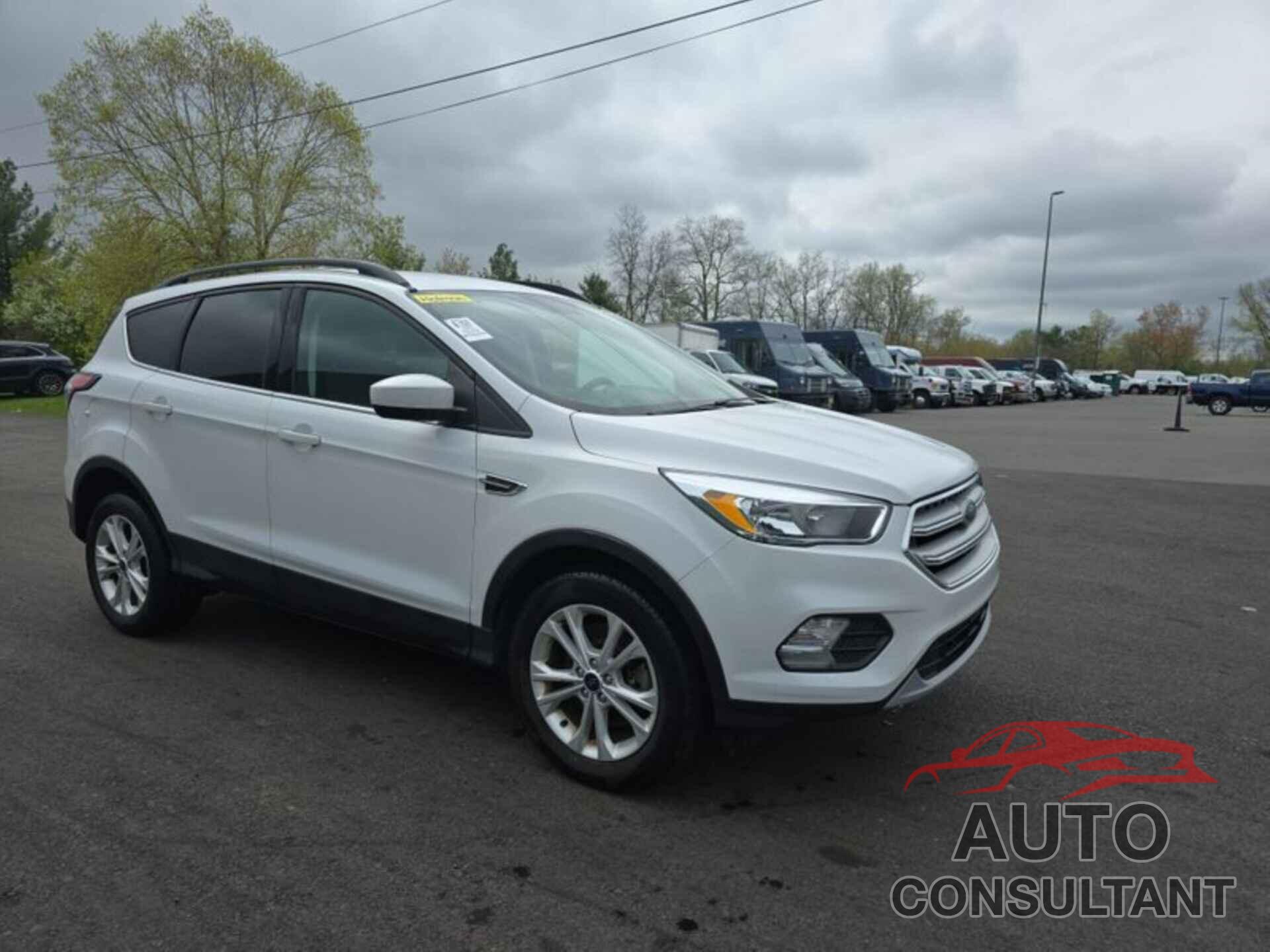 FORD ESCAPE 2018 - 1FMCU9GD1JUD37992