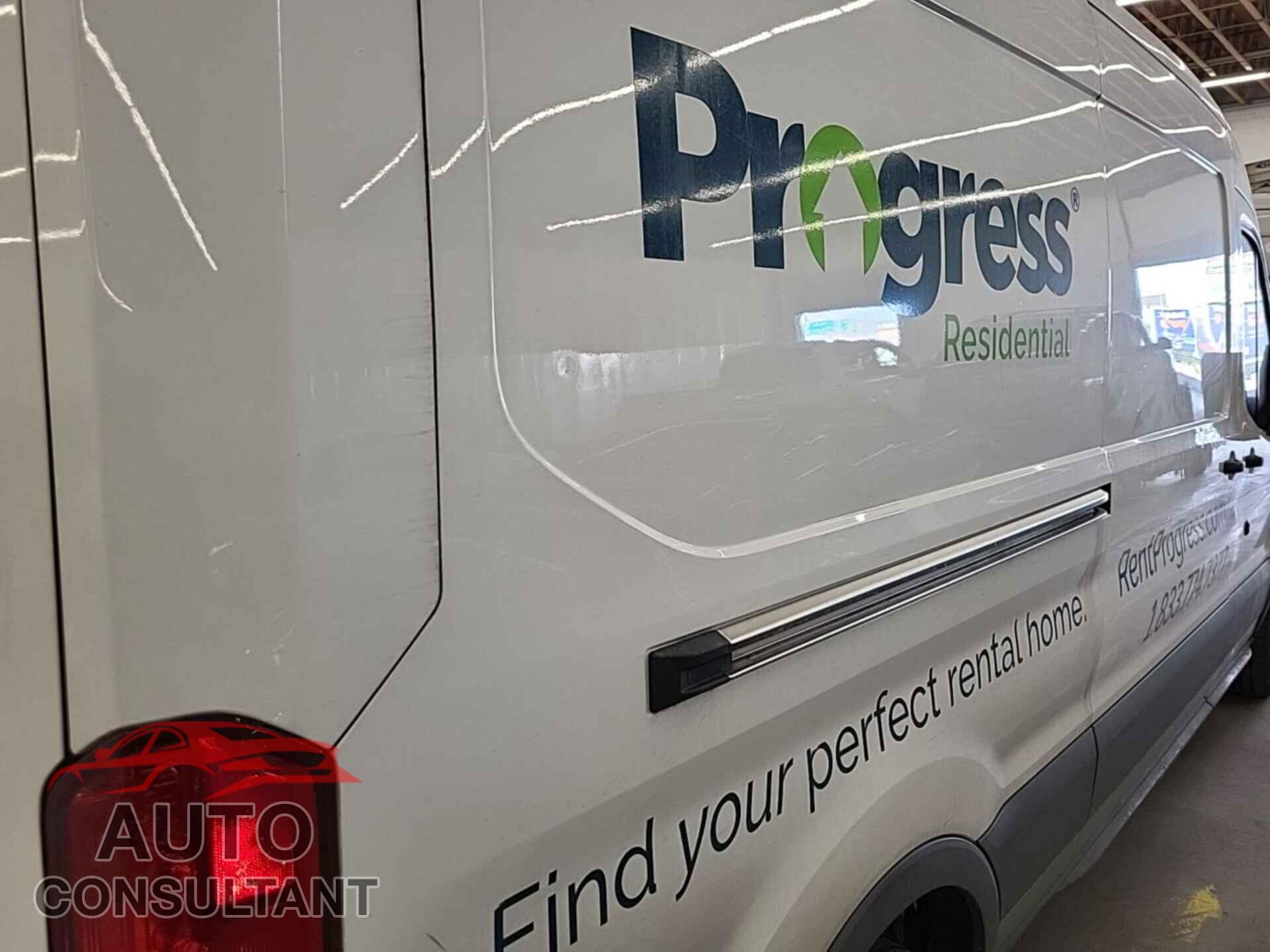 FORD TRANSIT 2017 - 1FTYR2CM1HKB17248