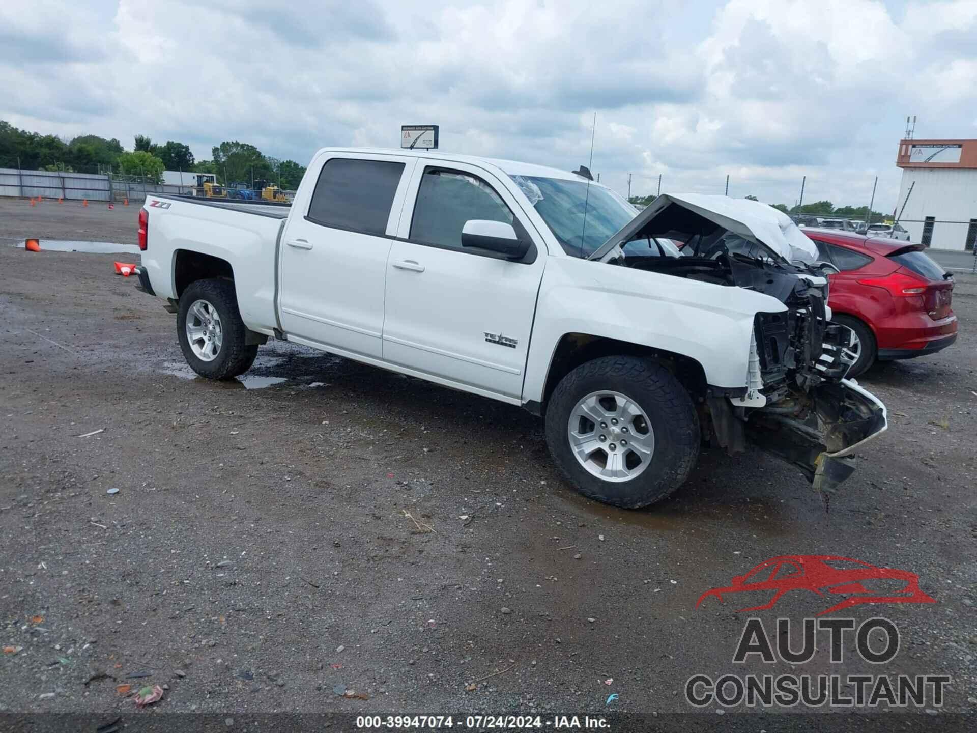 CHEVROLET SILVERADO 1500 2018 - 3GCUKREC7JG421519