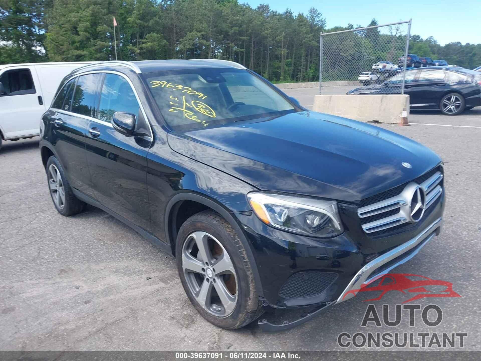 MERCEDES-BENZ GLC 300 2016 - WDC0G4KB2GF101978