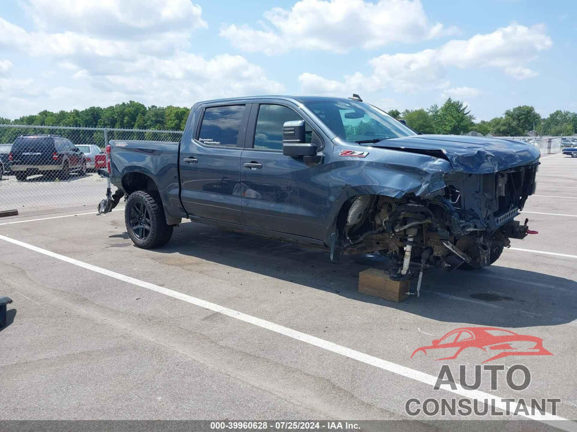 CHEVROLET SILVERADO 1500 2021 - 1GCPYCEF0MZ269378