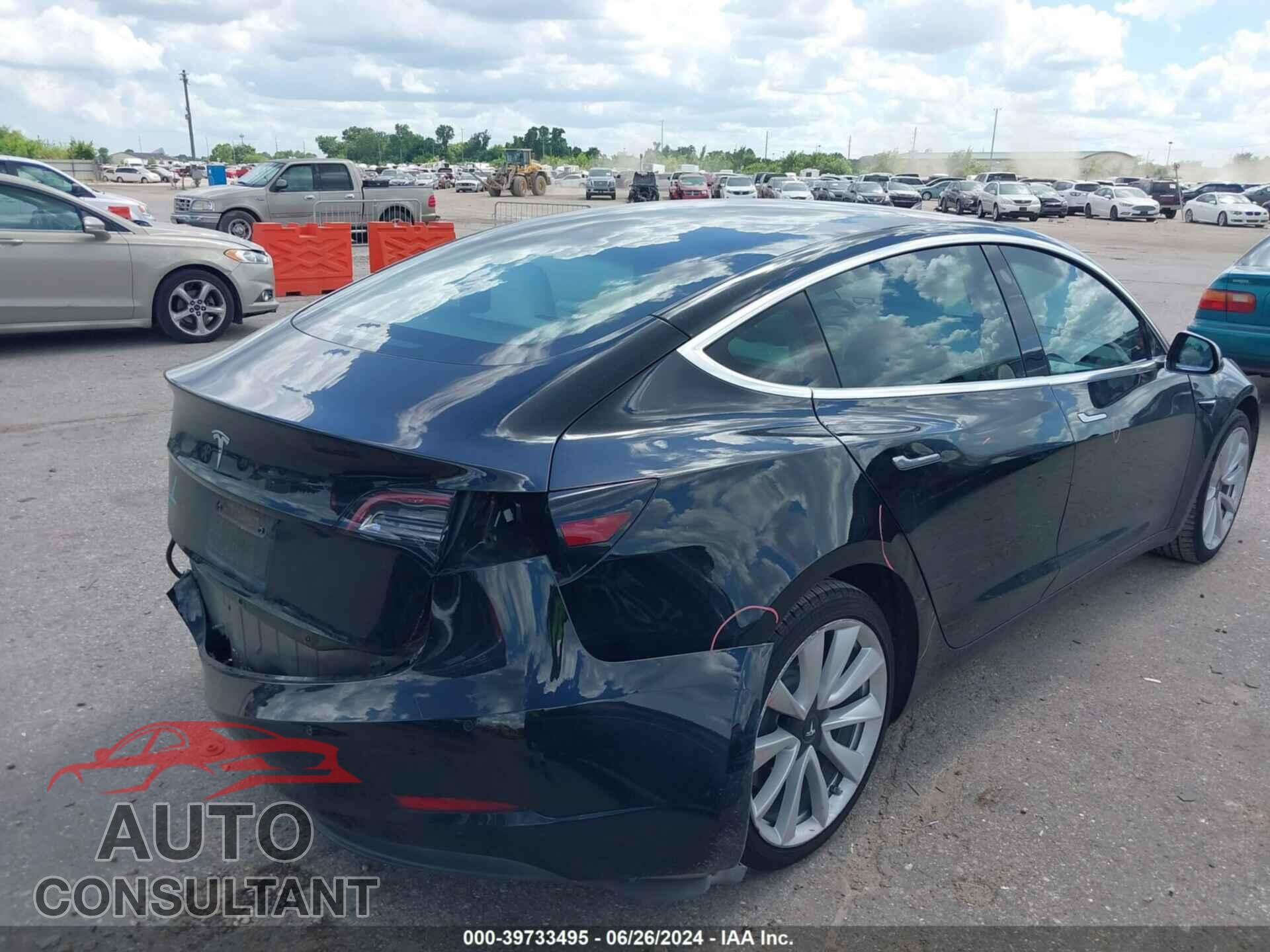 TESLA MODEL 3 2020 - 5YJ3E1EA5LF615736