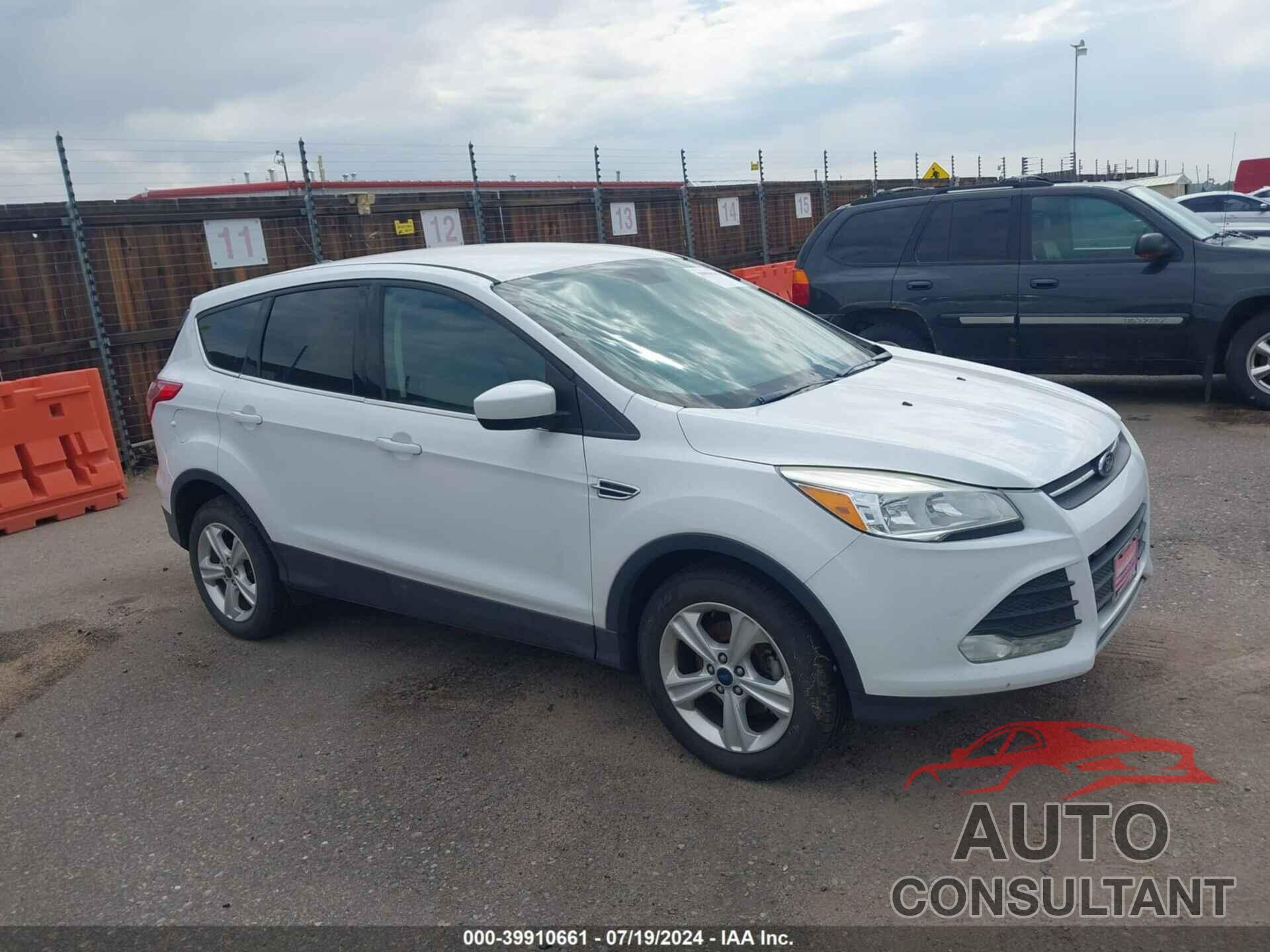 FORD ESCAPE 2016 - 1FMCU0GX9GUC61694