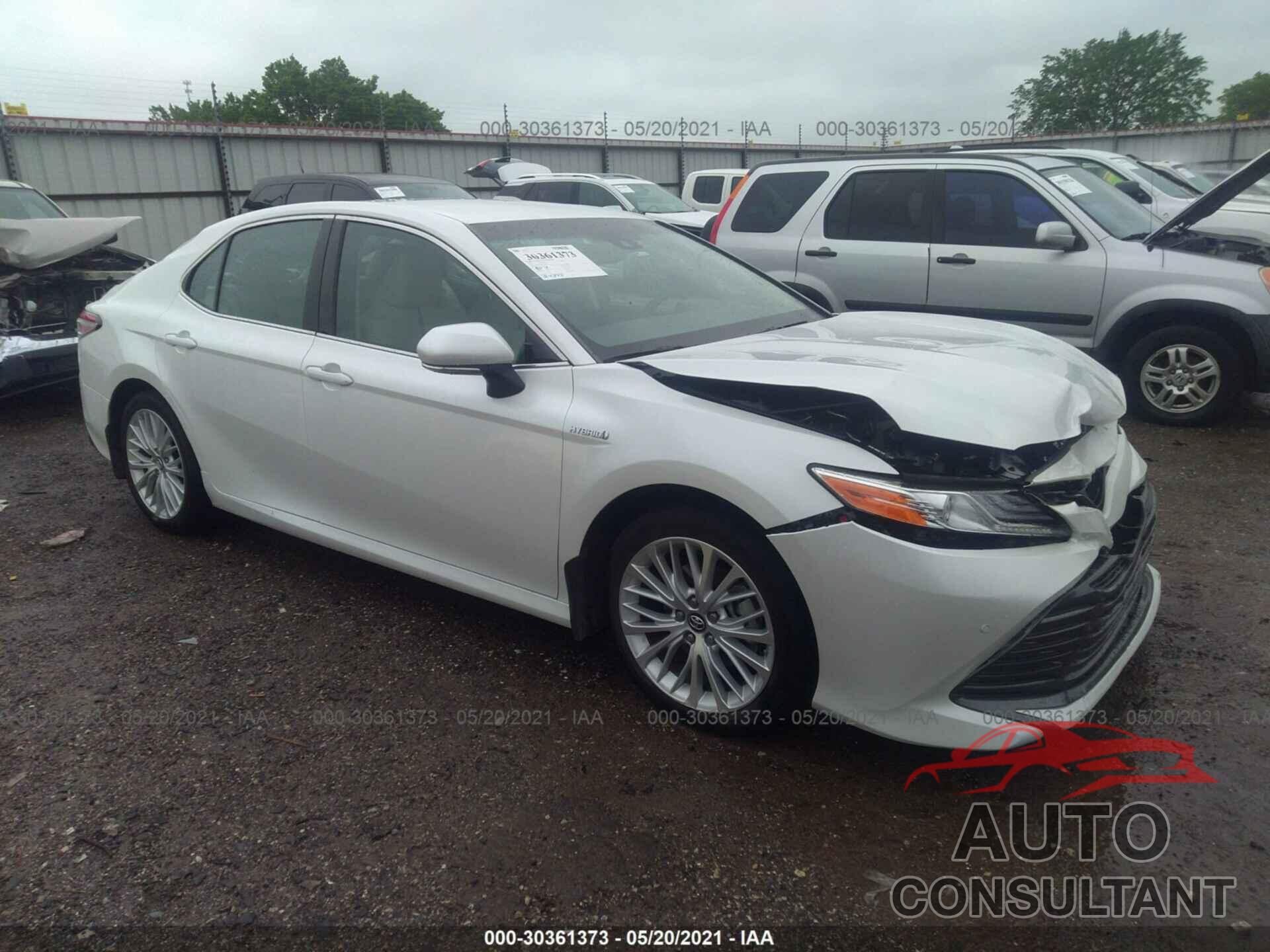 TOYOTA CAMRY 2018 - 4T1B21HKXJU003170